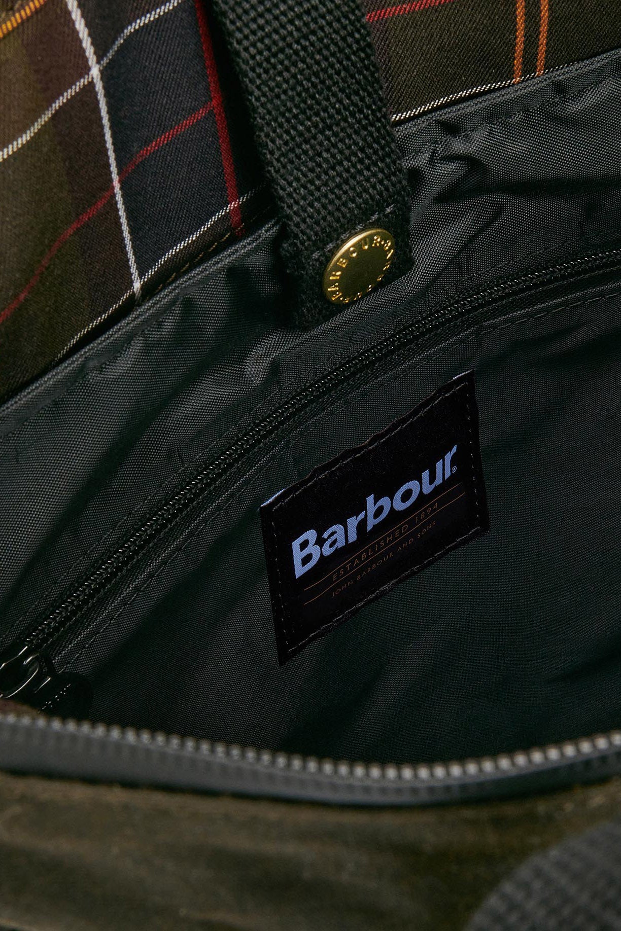 Barbour Field Waxed Backpack - Olive/Black UBA0714_OL71_OS