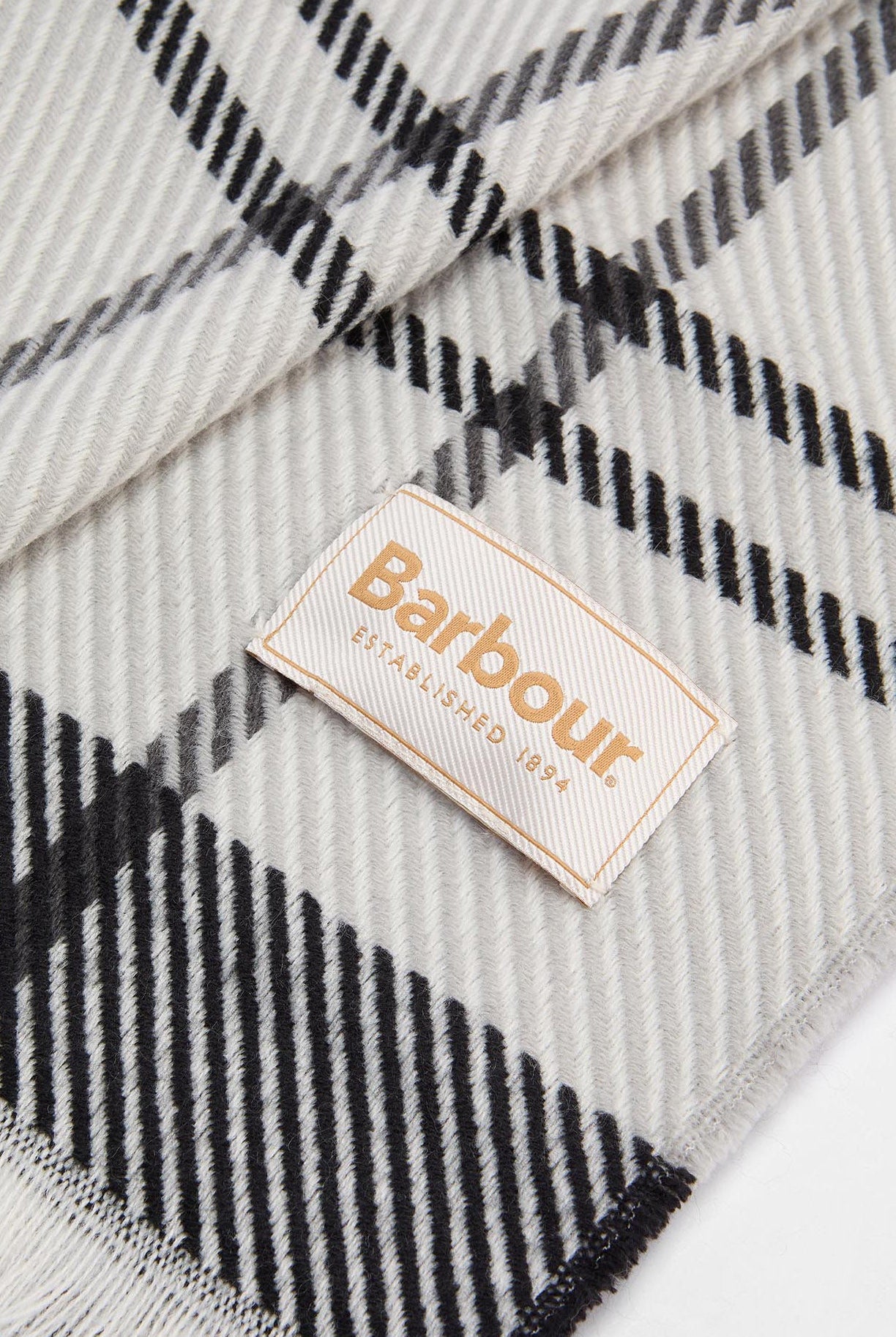 Barbour Pendle Beanie & Blair Scarf Gift Set - Monochrome LGS0094_GY31_OS