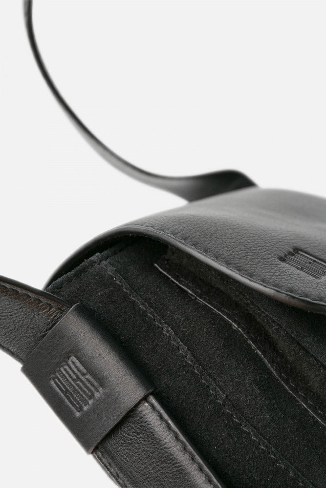 BIBA Blunt Leather Cross Body Bag - Black BLT2L_BLACK_OS