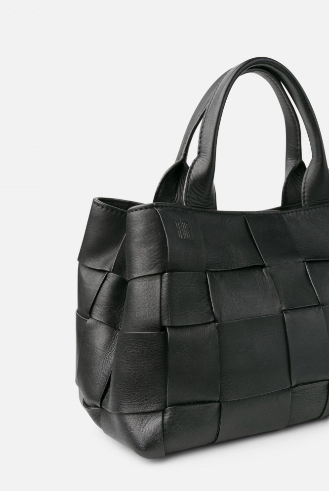 BIBA Wann Leather Removable Strap Crossbody Bag - Black WAN1L_BLACK_OS