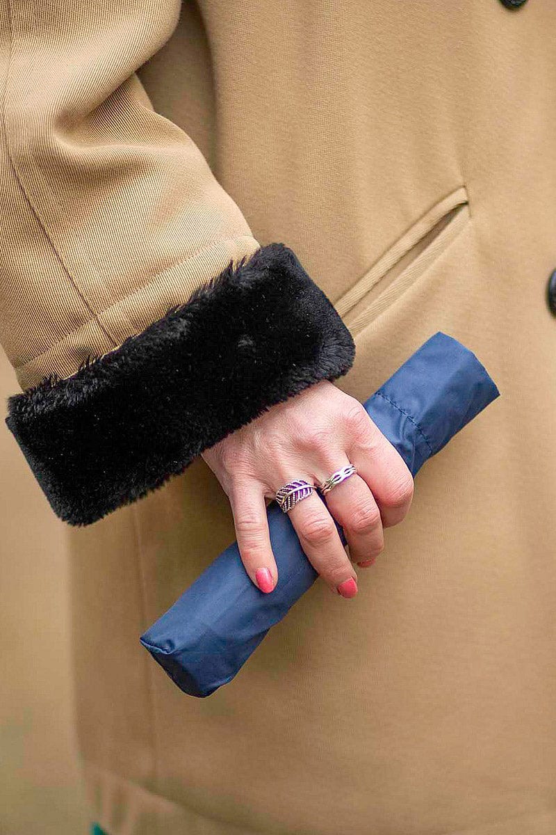 Fulton Aerolite Folding Umbrella - Navy L891_NAVY_OS