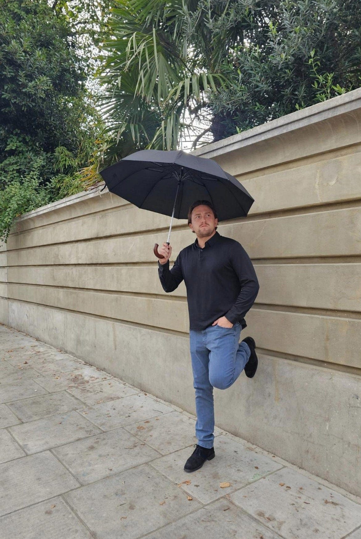 Fulton Magnum Auto Folding Umbrella - Wood Handled - Black G512_MAGNUMAUTONO1_BLACK