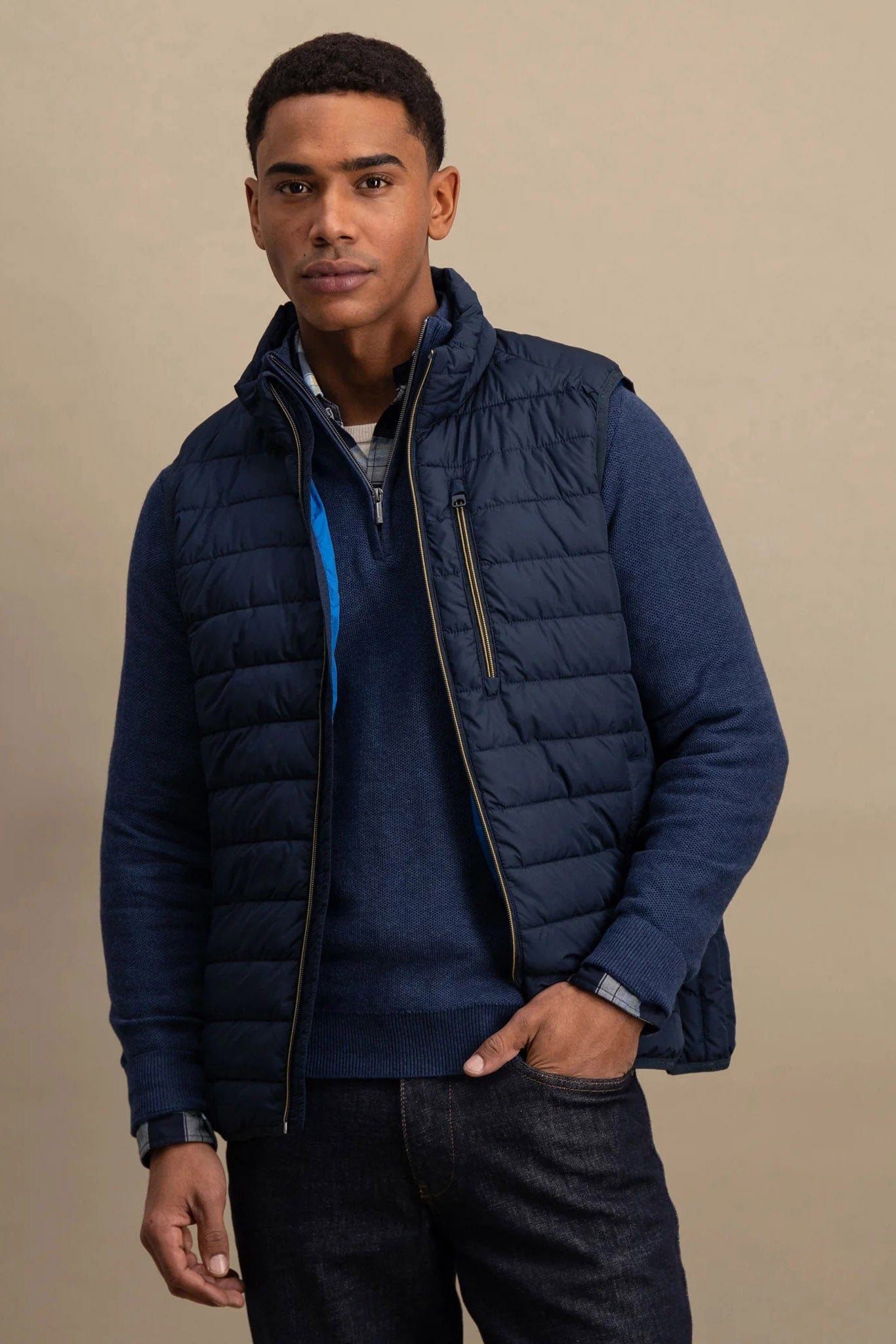 Fynch Hatton Light Weight Gilet - Dark Navy