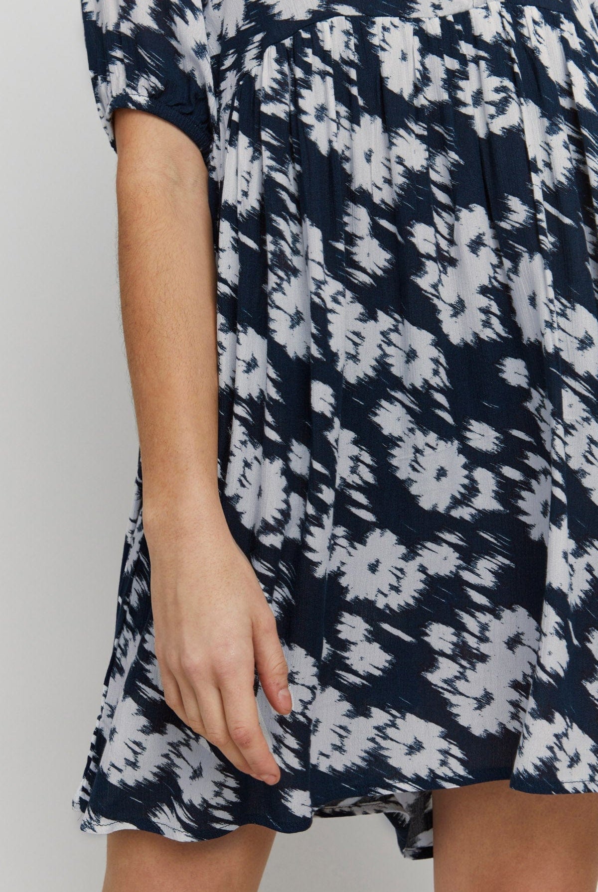 Ichi Marrakech Printed Summer Dress - Total Eclipse