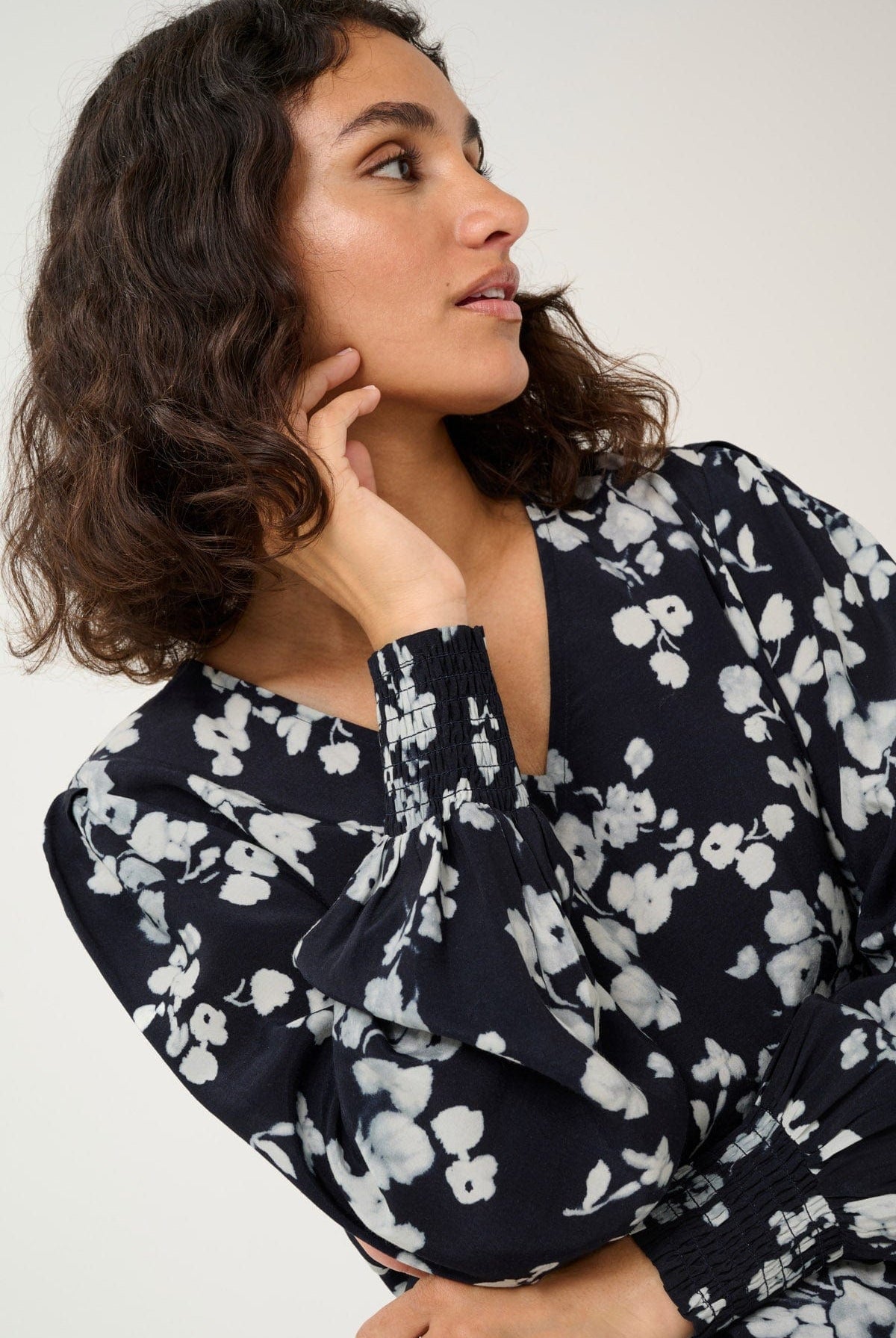 Kaffe Alice Printed Blouse - Marine Flower