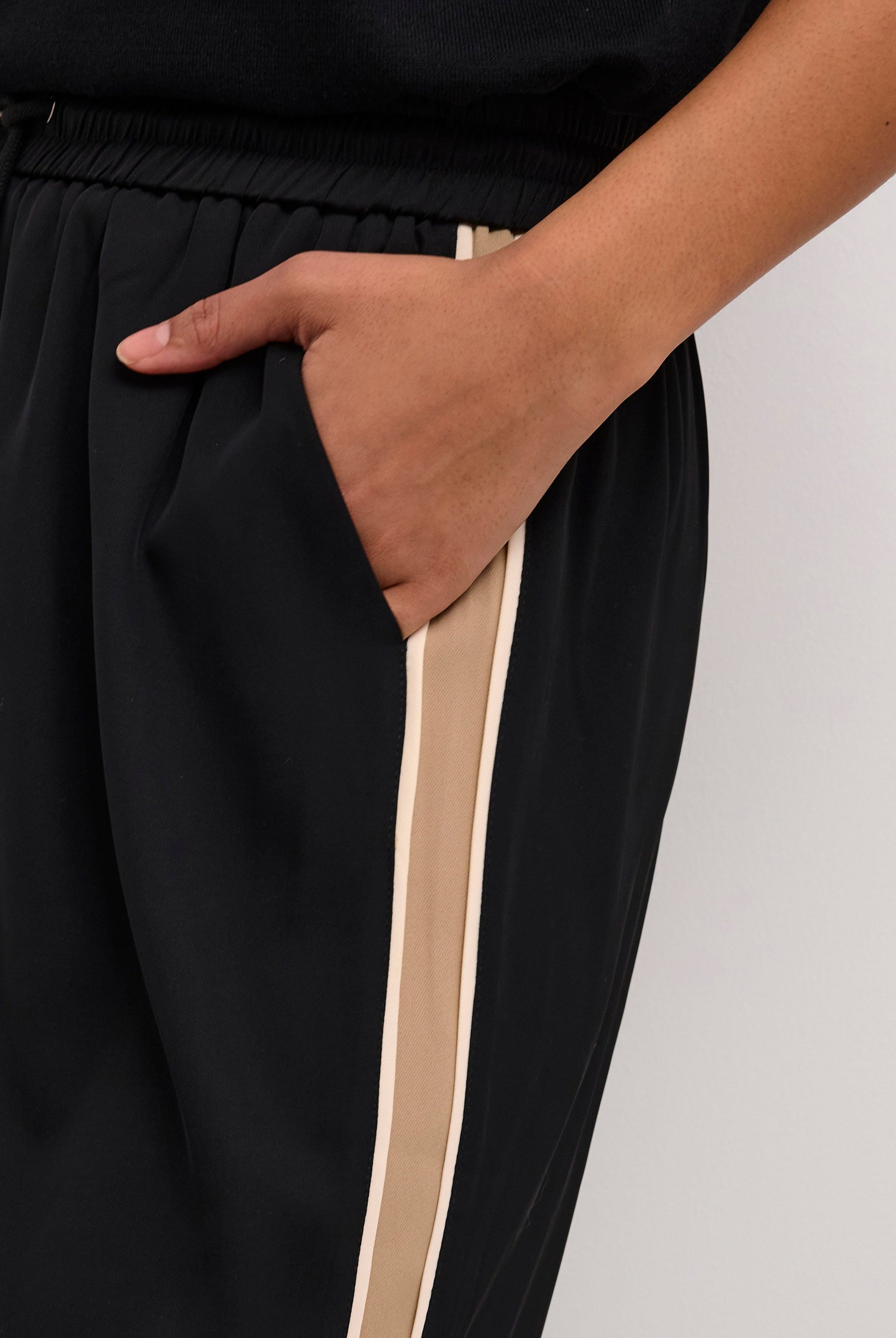 Kaffe Mille Side Stripe Trousers - Black Deep