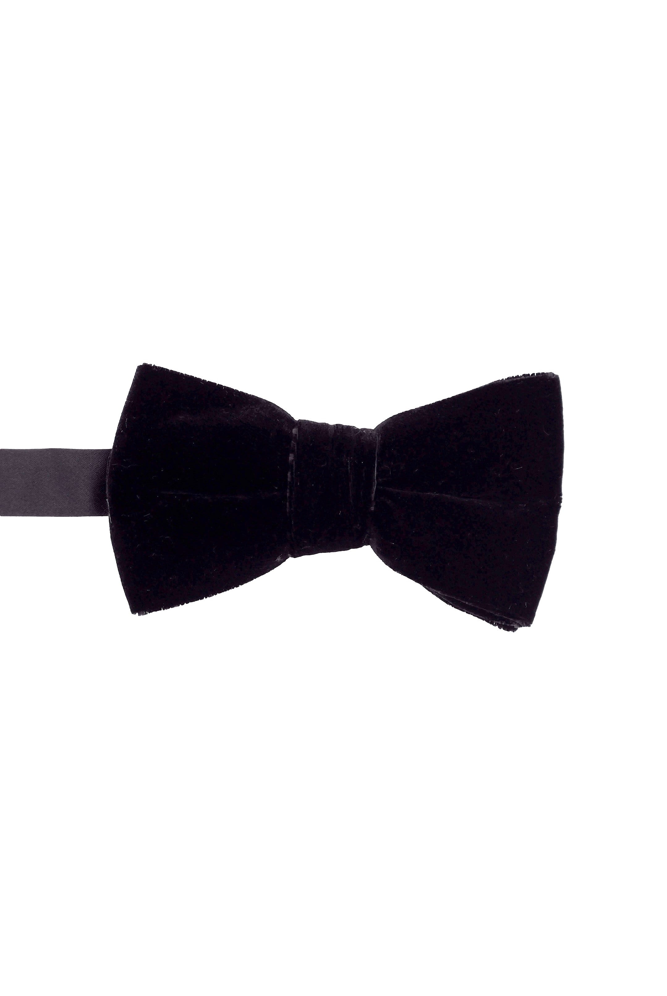 Lloyd Attree & Smith Velvet Ready Tied Bow Tie - Black B5500_1_OS