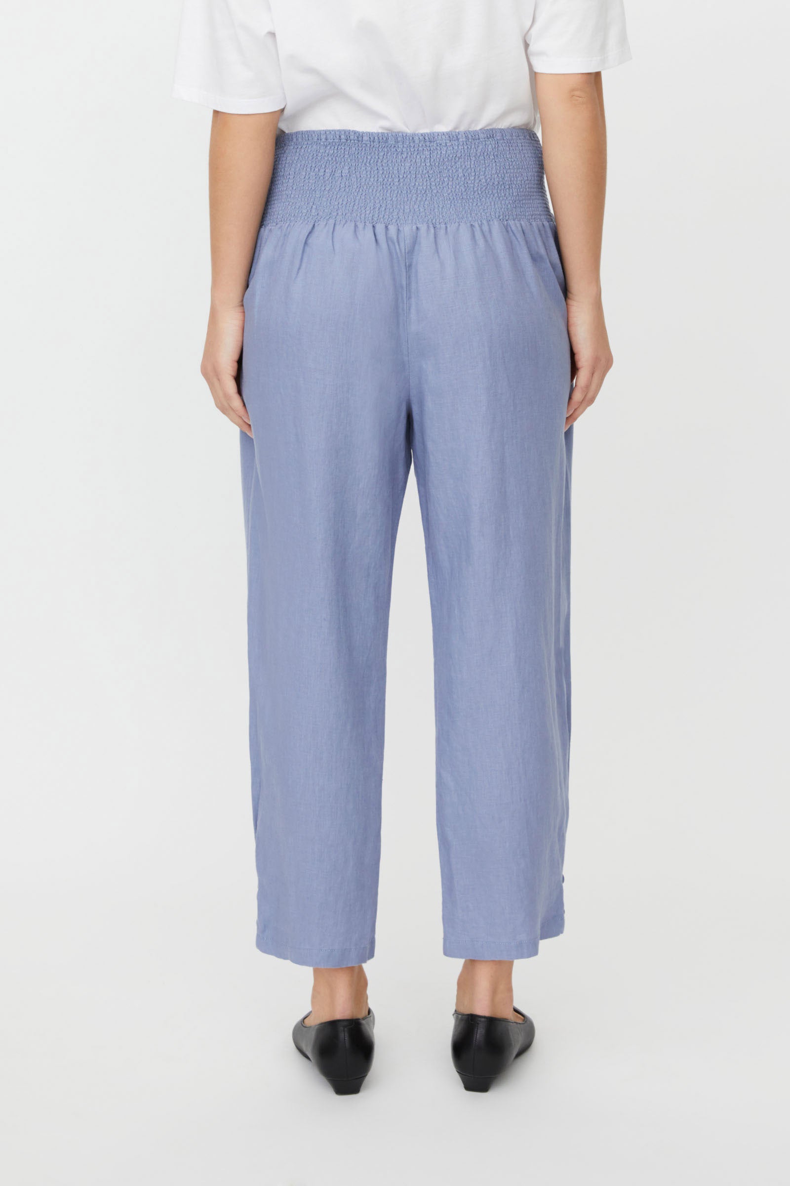 Masai Penna Linen Elastic Waist Cropped Trousers - Stonewash