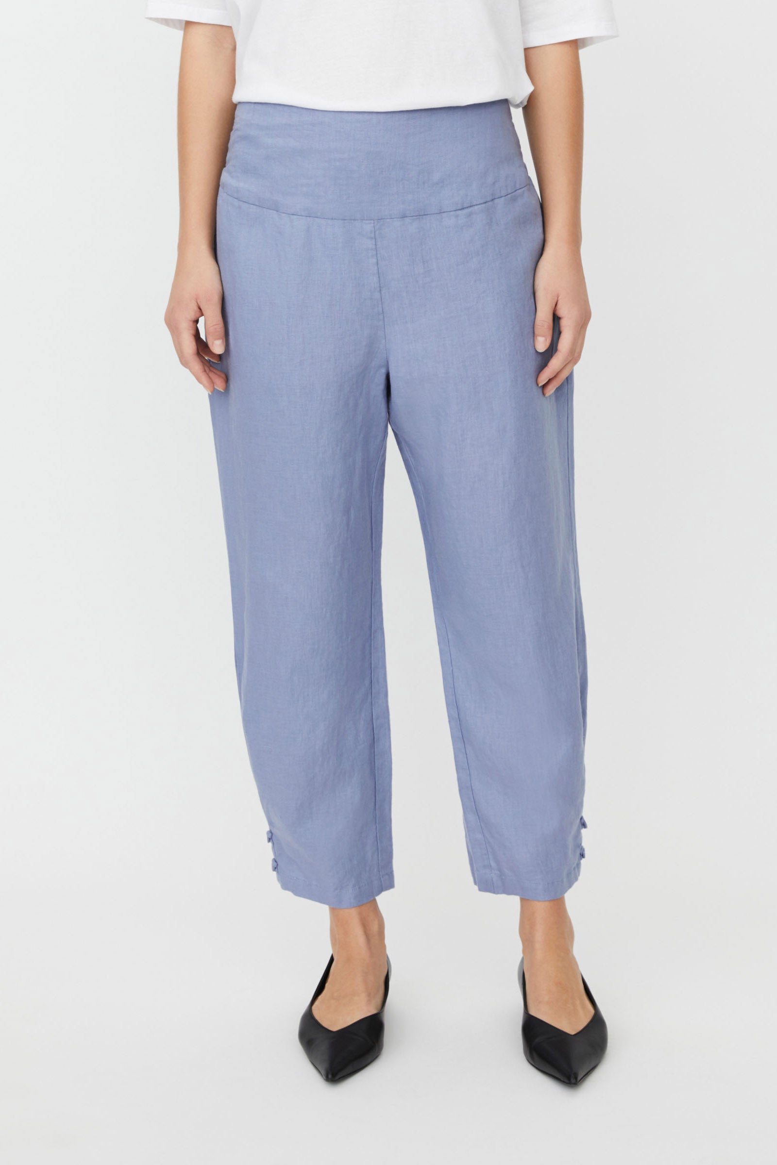 Masai Penna Linen Elastic Waist Cropped Trousers - Stonewash