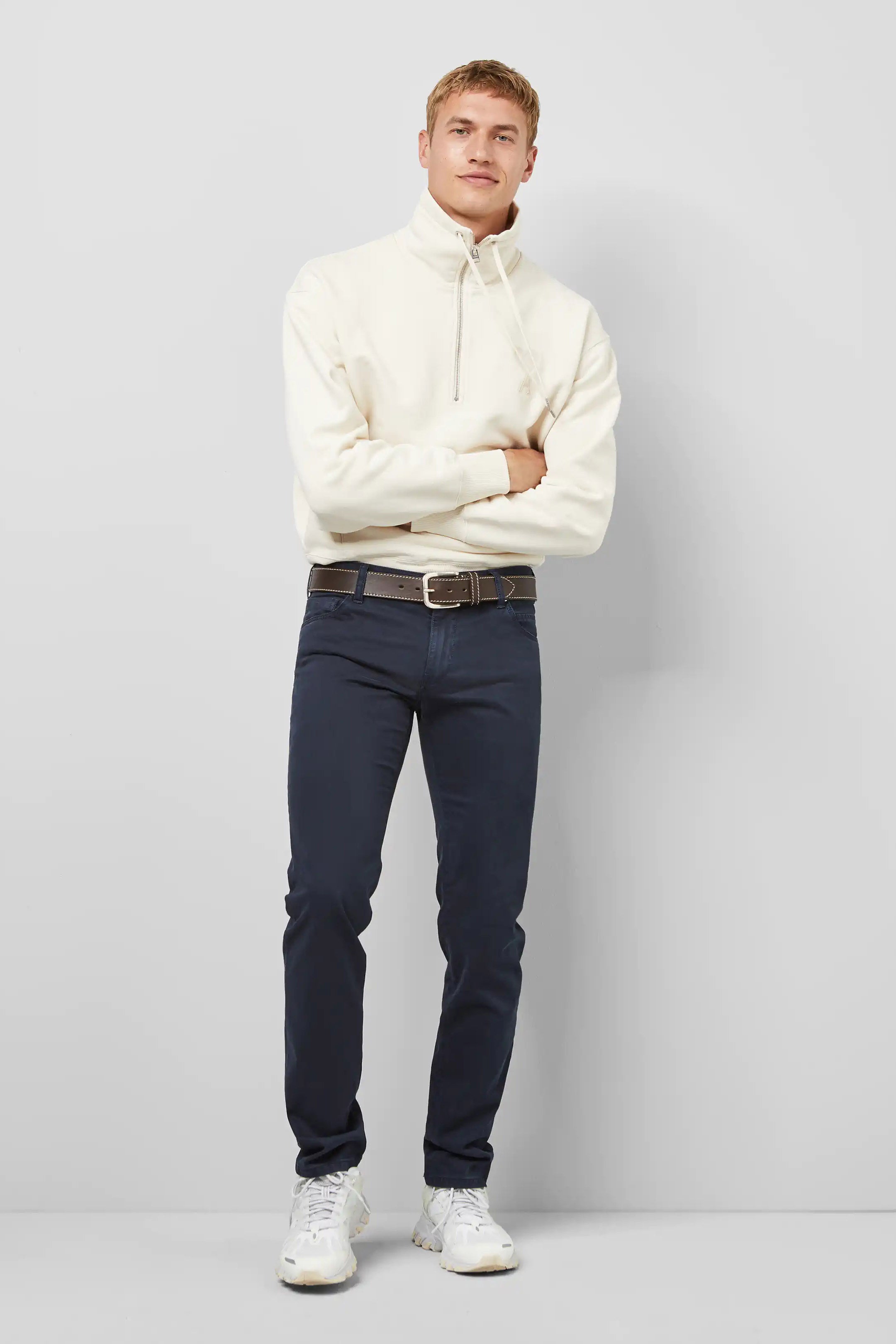 Meyer M5 Slim Soft Stretch Pima Cotton Chinos - Navy
