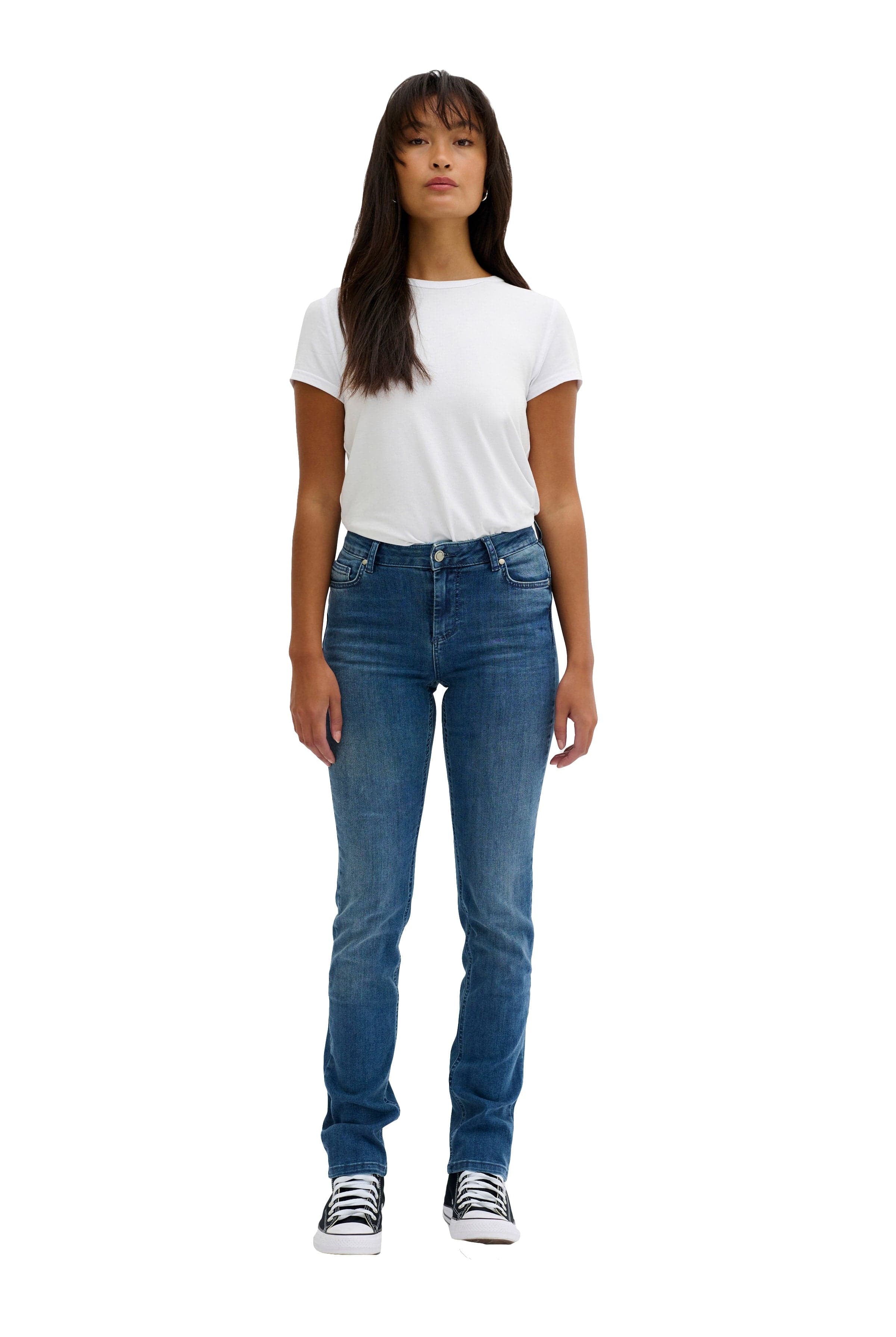 My Essential Wardrobe The Celina High Waist Straight Jean - Medium Blue Vintage Wash