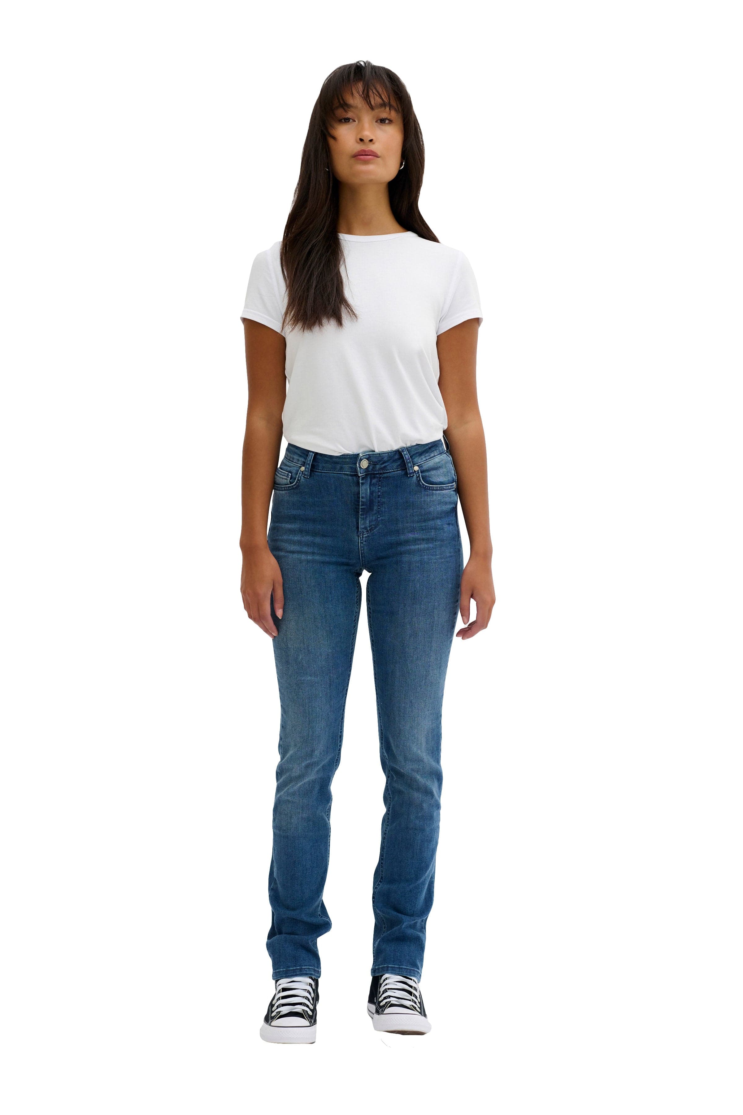 My Essential Wardrobe The Celina High Waist Straight Jean - Medium Blue Vintage Wash