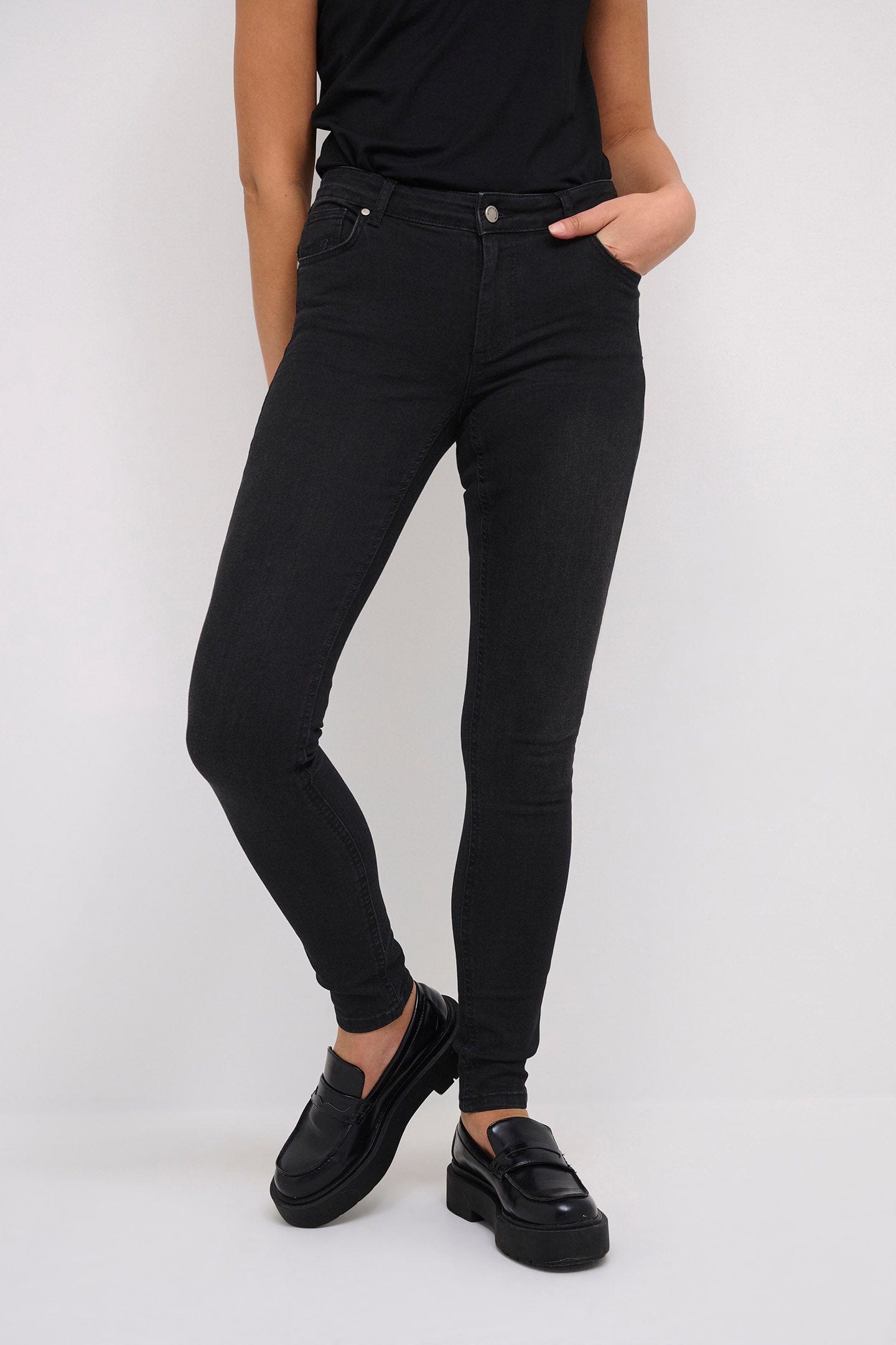 My Essential Wardrobe The Celina Slim Jean - Black Wash