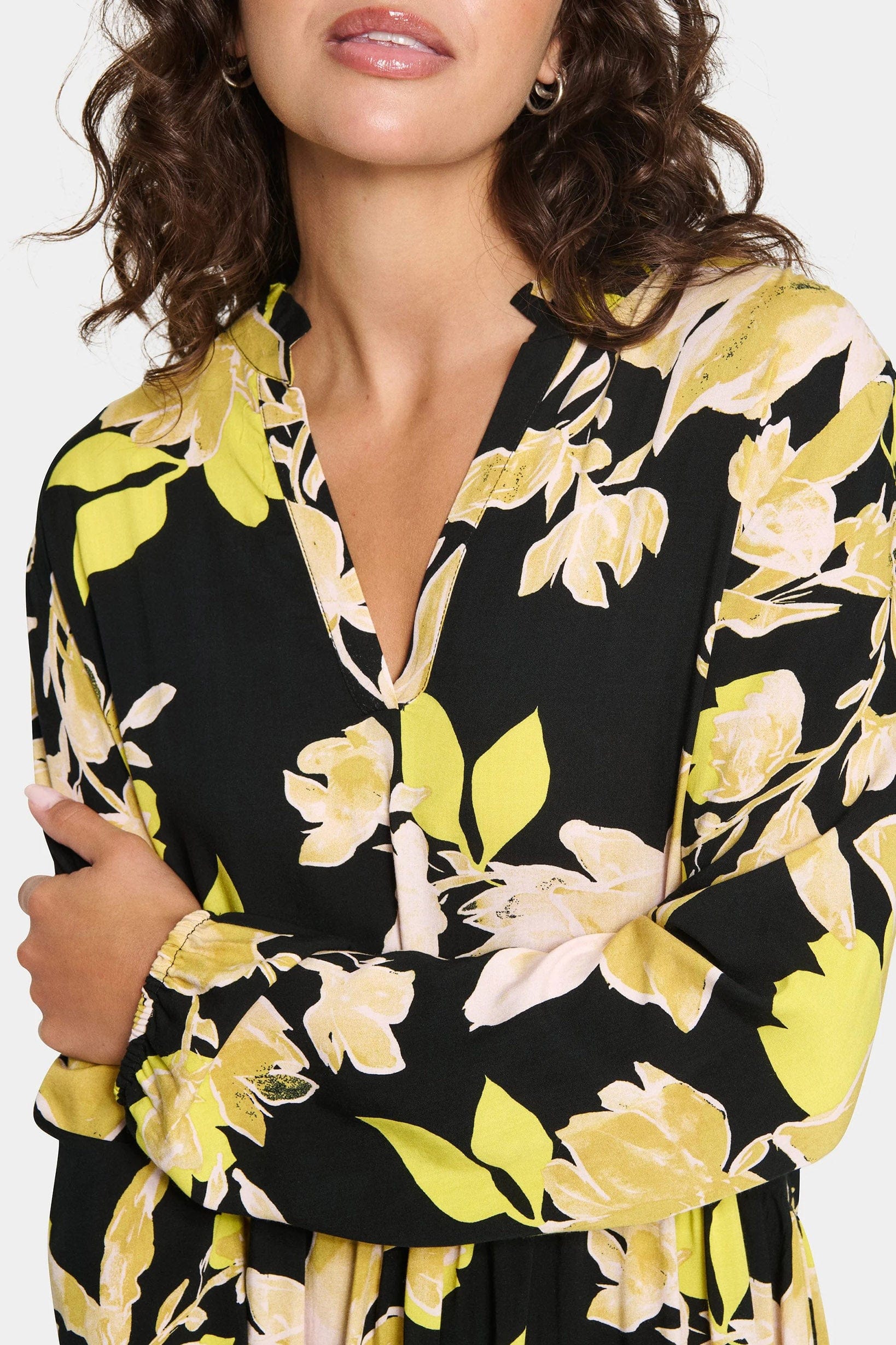 Saint Tropez Eda Long Sleeve Printed Dress - Black Burnished Florals