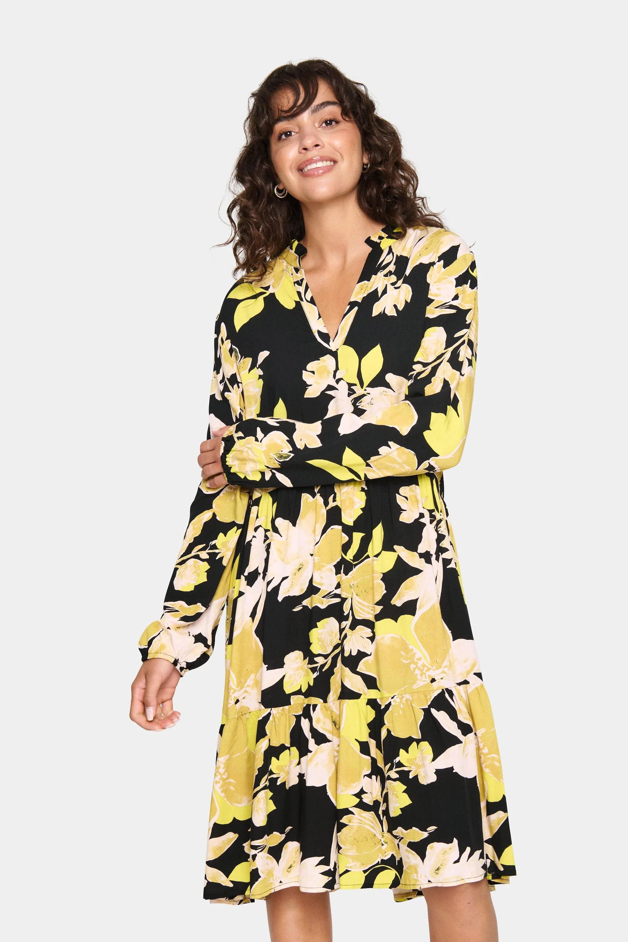 Saint Tropez Eda Long Sleeve Printed Dress - Black Burnished Florals