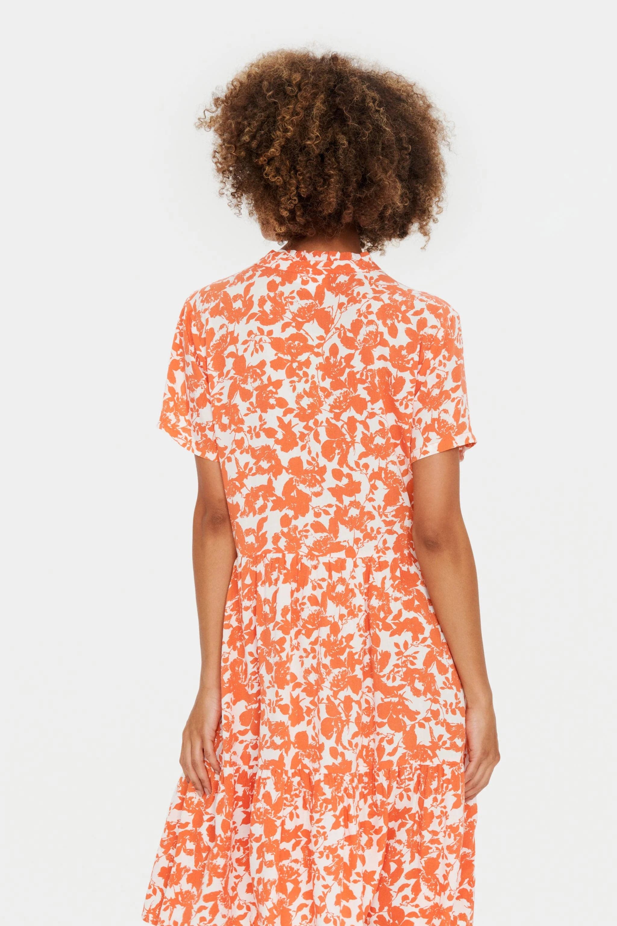 Saint Tropez Eda Short Sleeve Dress - Tigerlily Porcelain Blooms