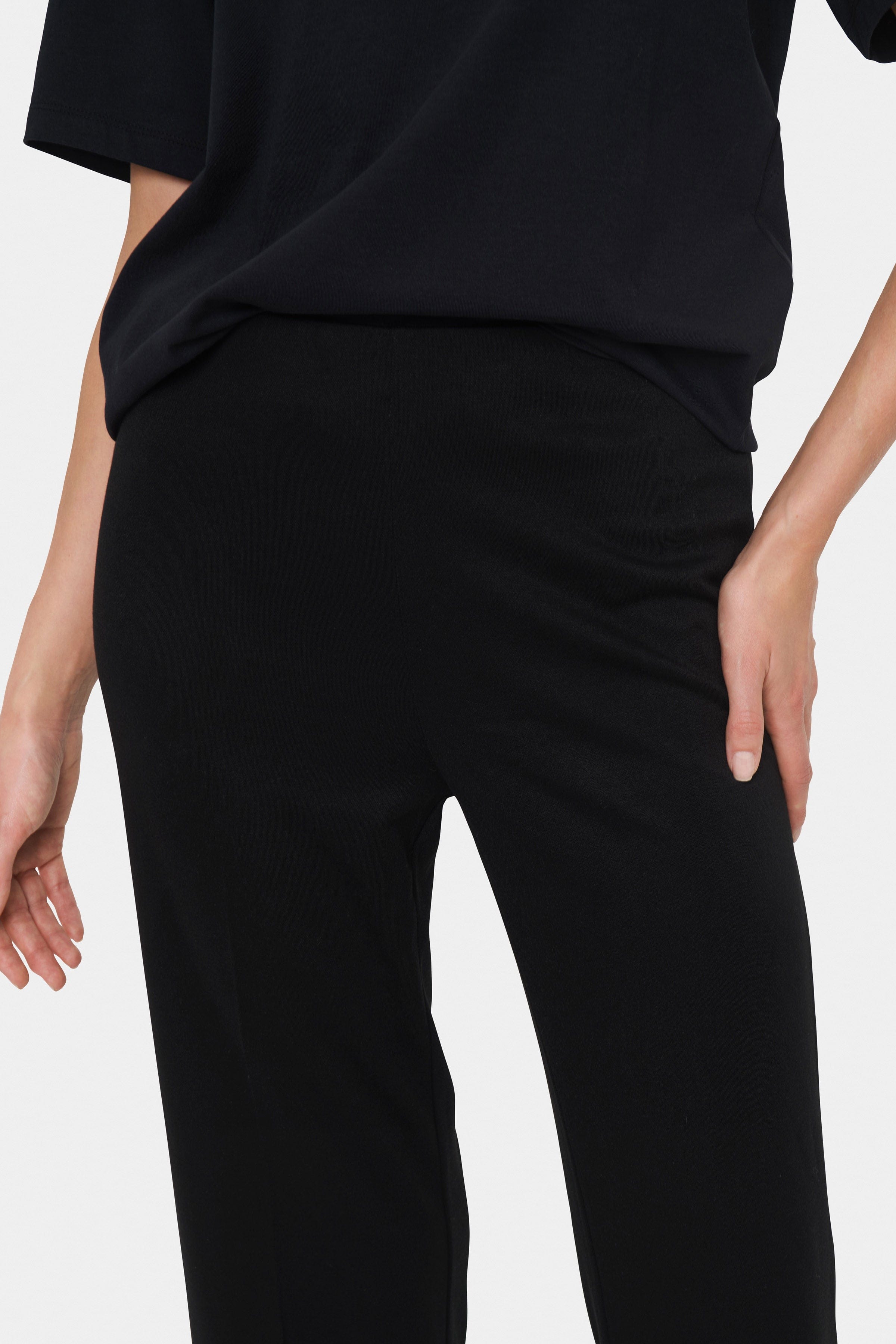 Saint Tropez Kaileen Elasticated Waist Wide Leg Trousers - Black