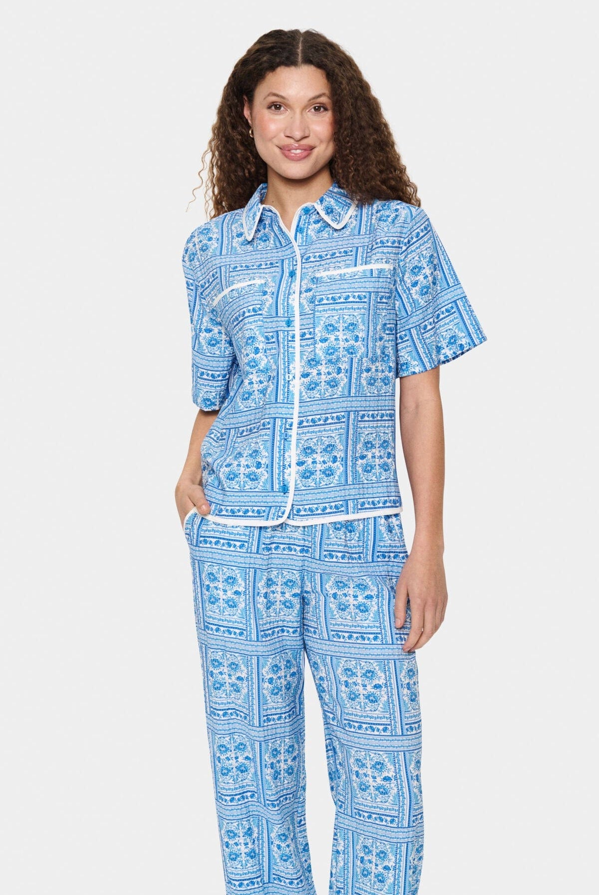 Saint Tropez Kaisa Printed Short Sleeve Shirt - Campanula Paisley Squares