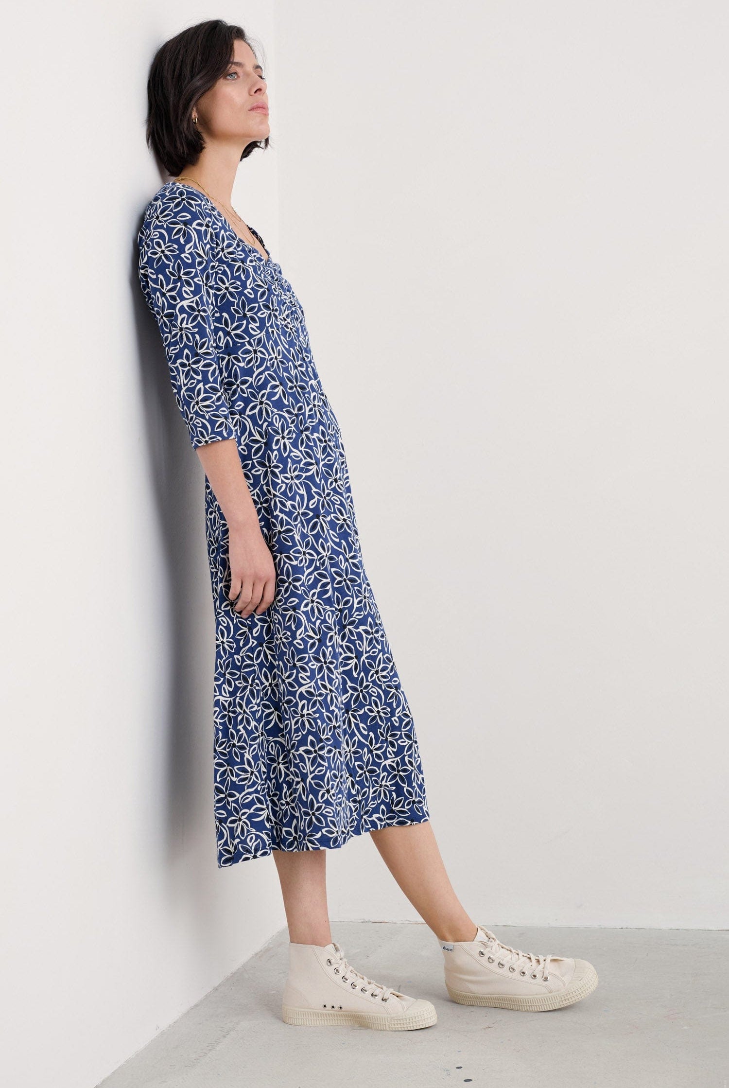 Seasalt 3/4 Sleeve Secret Cove Midi Dress - Harbour Floral Washed Marine