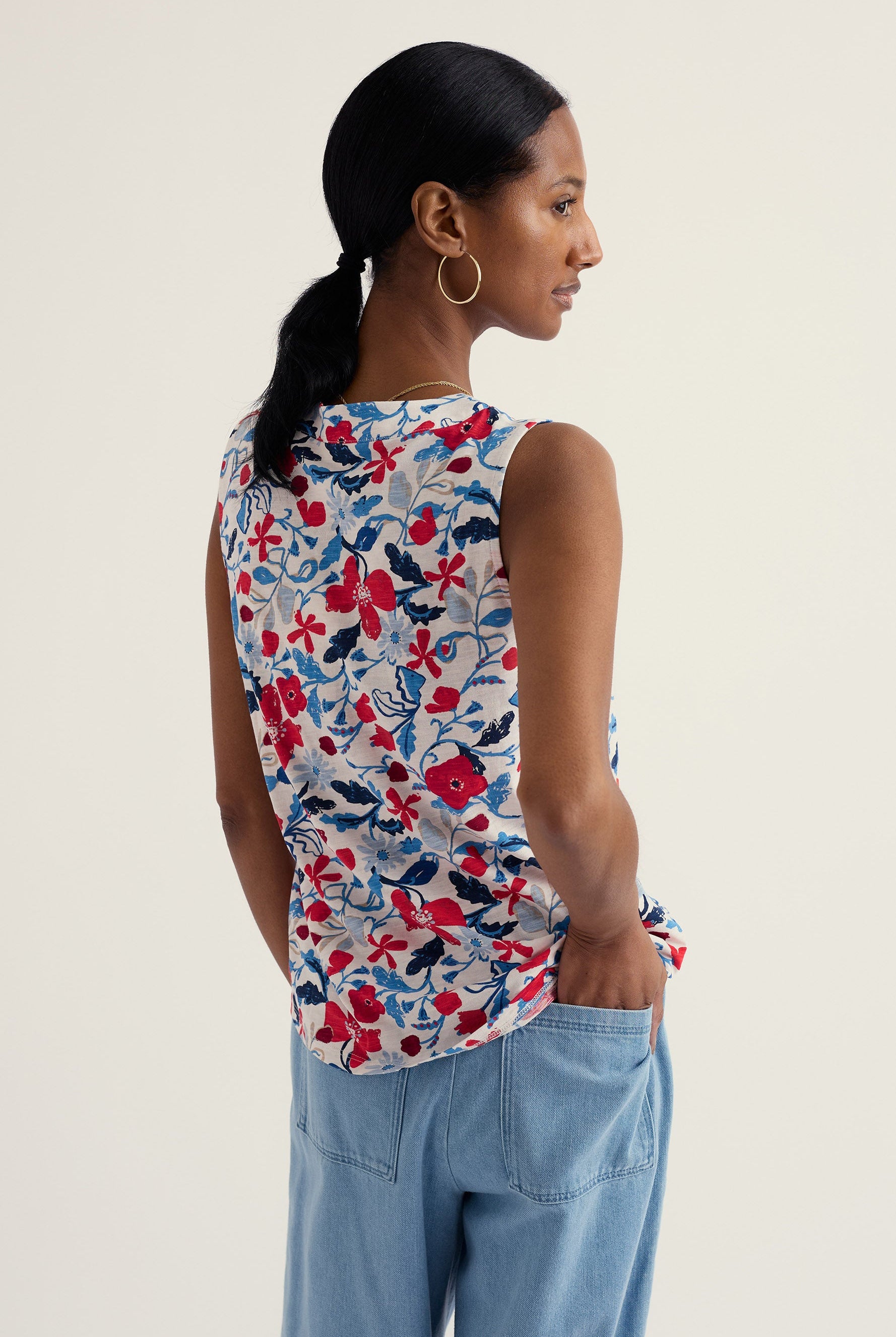 Seasalt Achilla Floral Jersey Vest - Winding Meadow Chalk