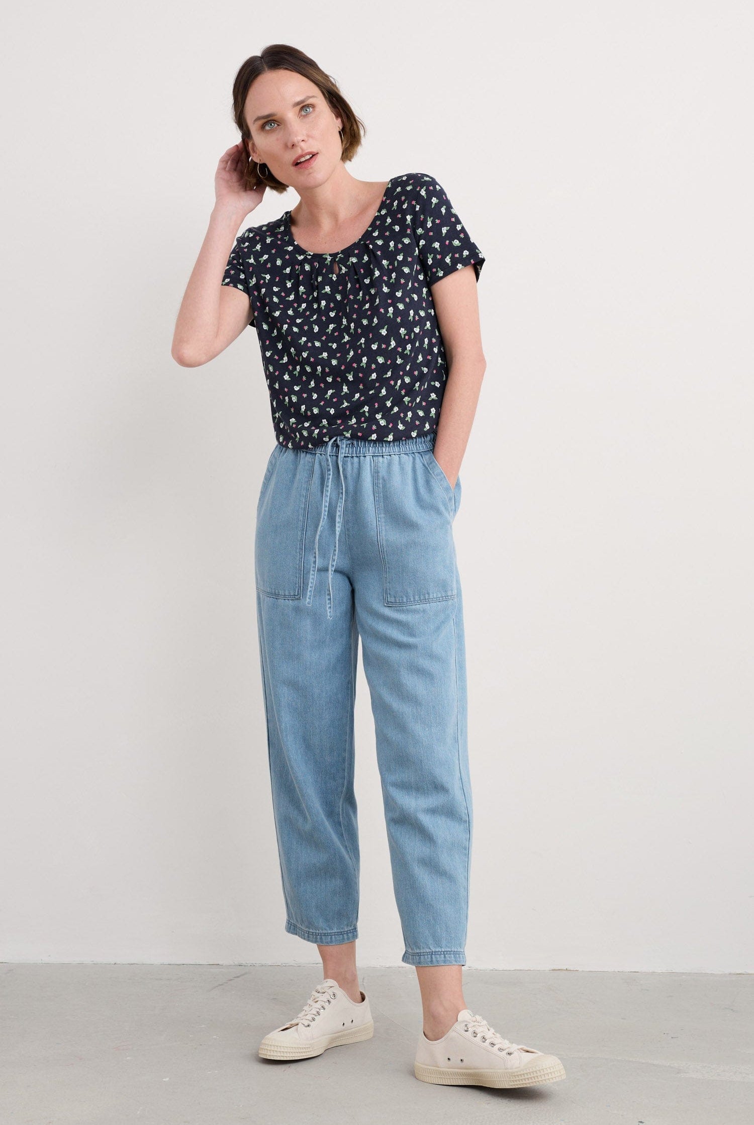 Seasalt Appletree T-Shirt - Bud Flower Maritime