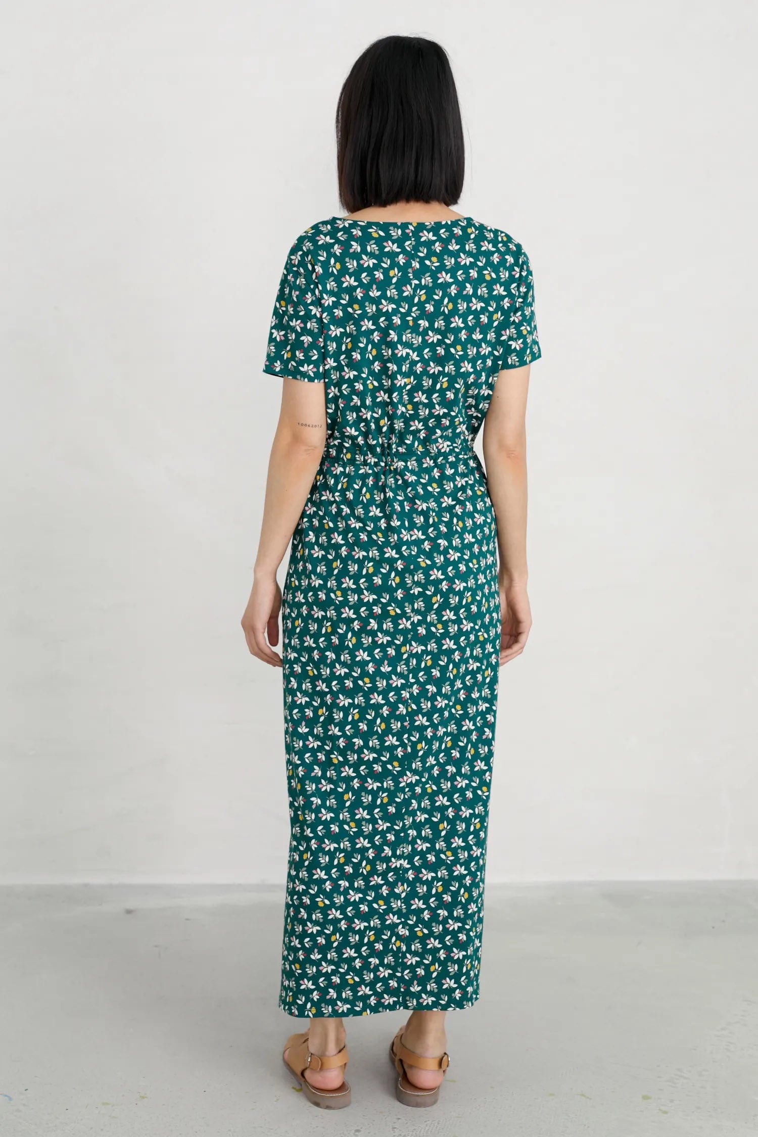 Seasalt Chy Ryn Dress - Flower Cuttings Dark Wreckage