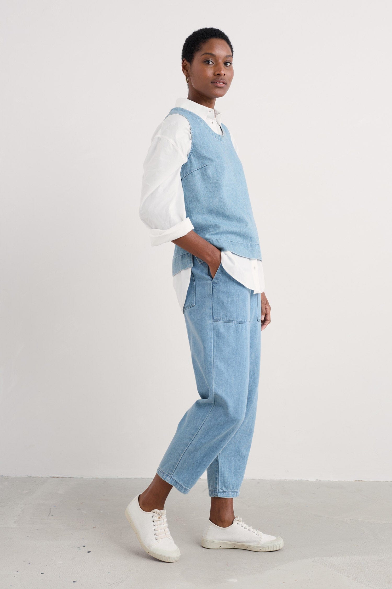 Seasalt Gawen Denim Vest - Light Wash