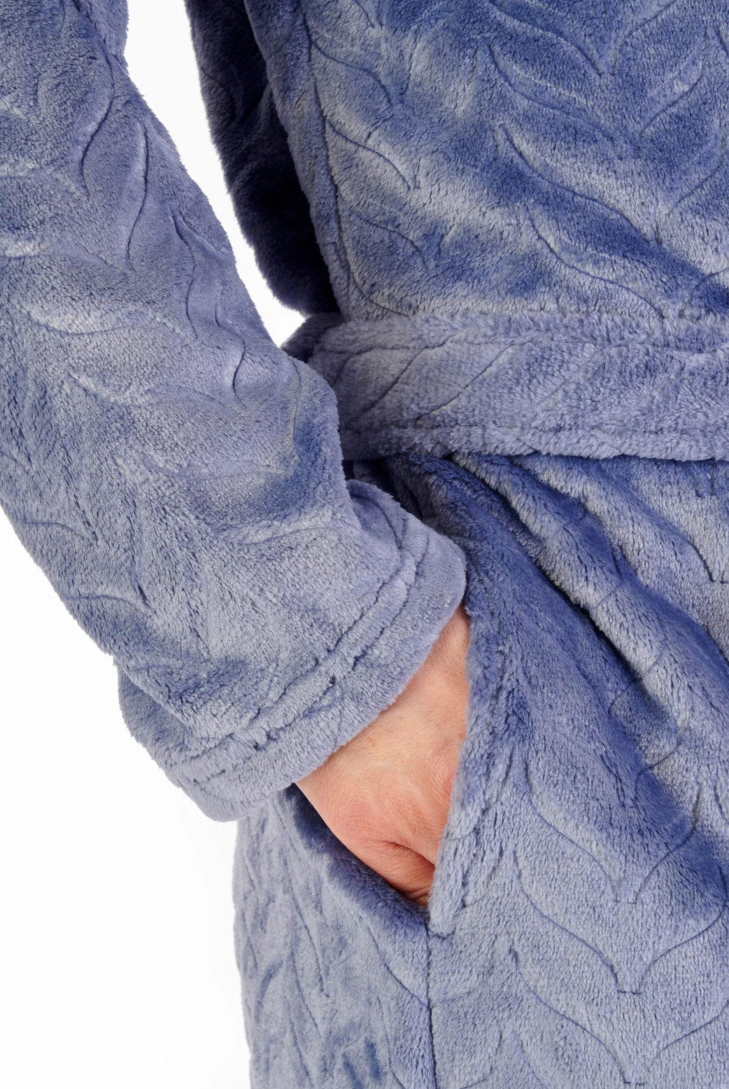 Slenderella Embossed Pattern Fleece 46 Inch Dressing Gown - Grey