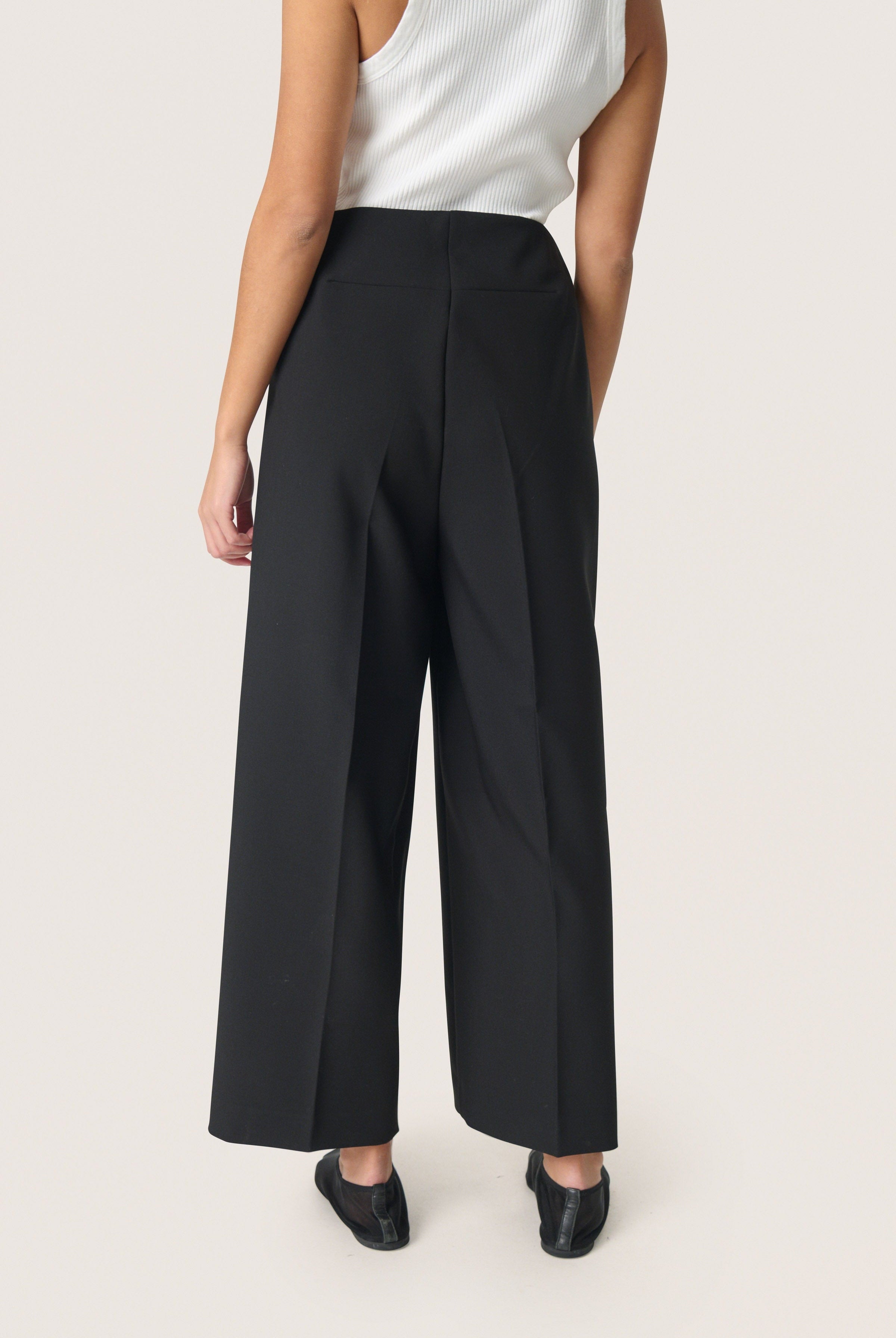 Soaked in Luxury Corinne Wide Cropped Trousers - Black