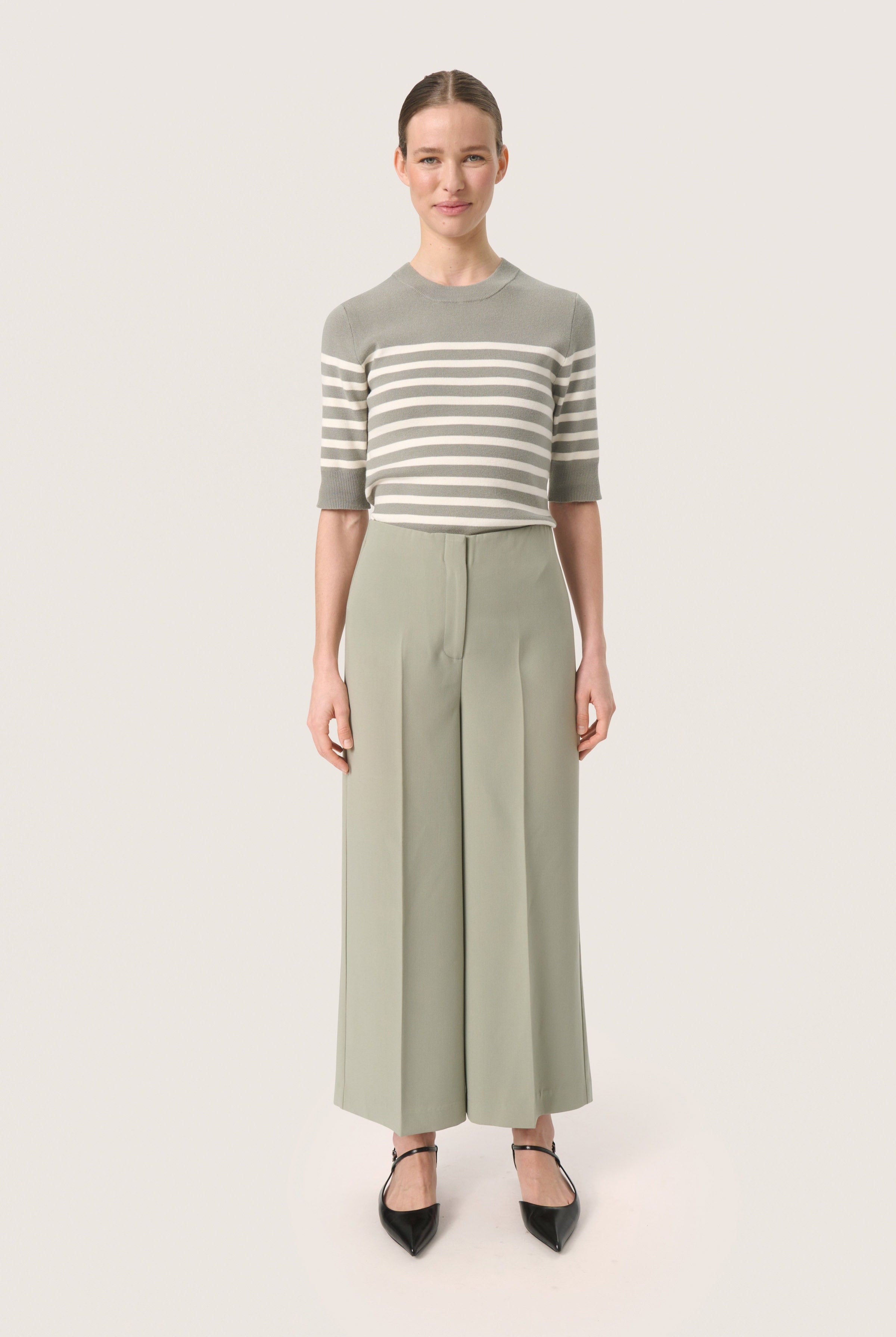 Soaked in Luxury Corinne Wide Cropped Trousers - Shadow