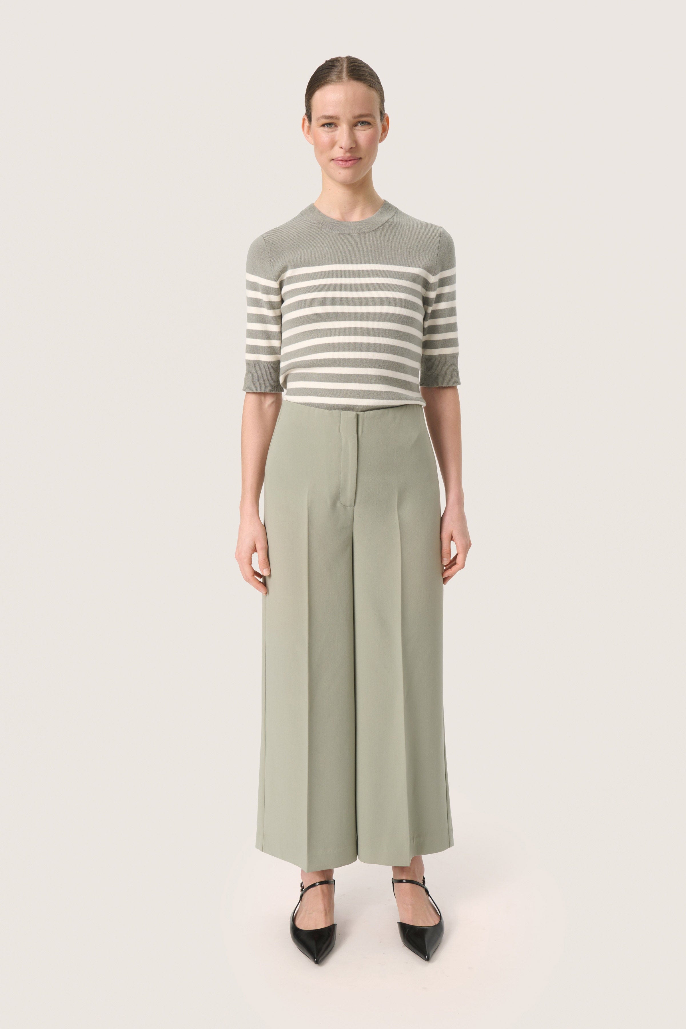 Soaked in Luxury Corinne Wide Cropped Trousers - Shadow