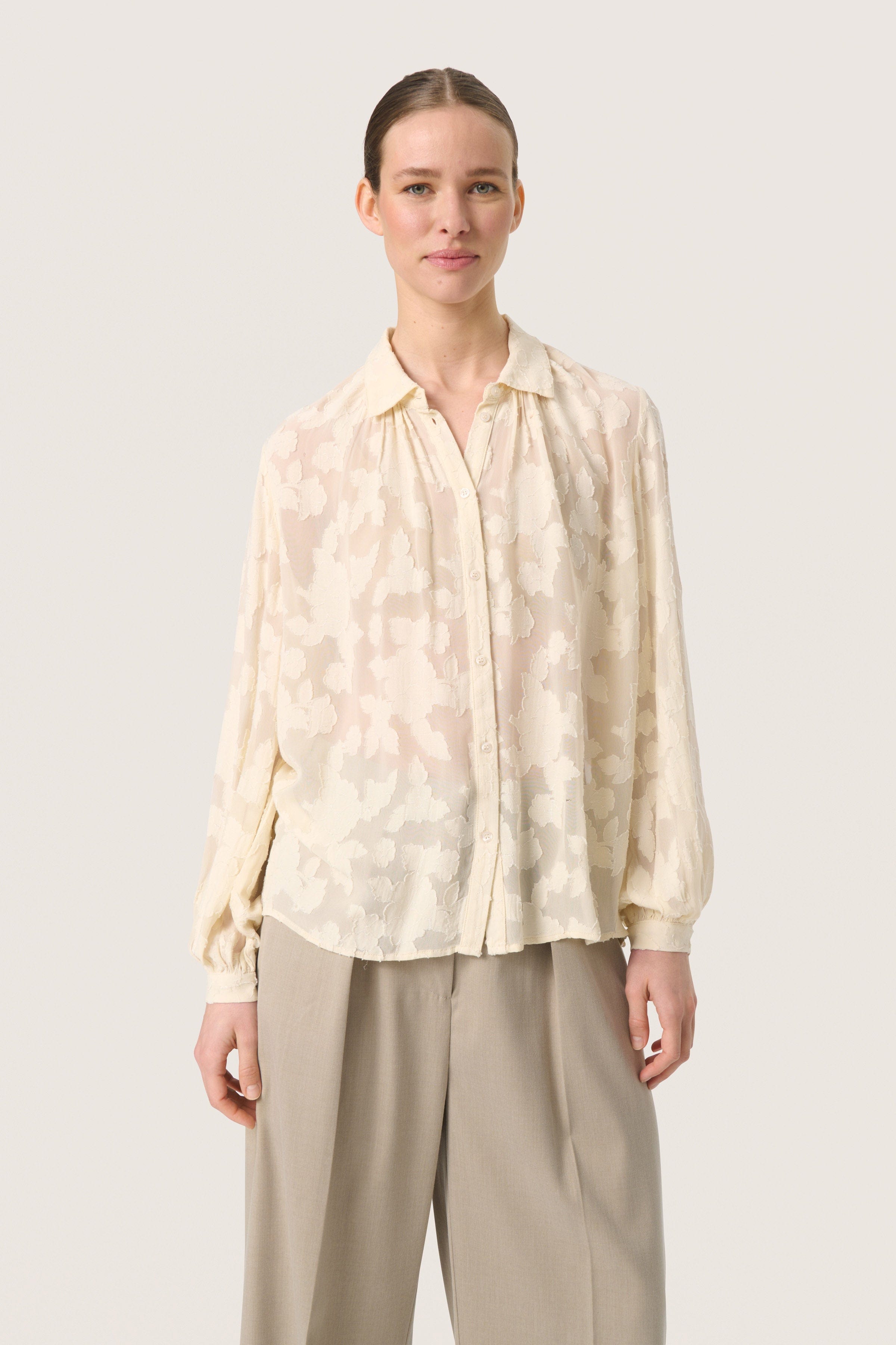 Soaked in Luxury Felisia Jacquard Shirt - Sandshell