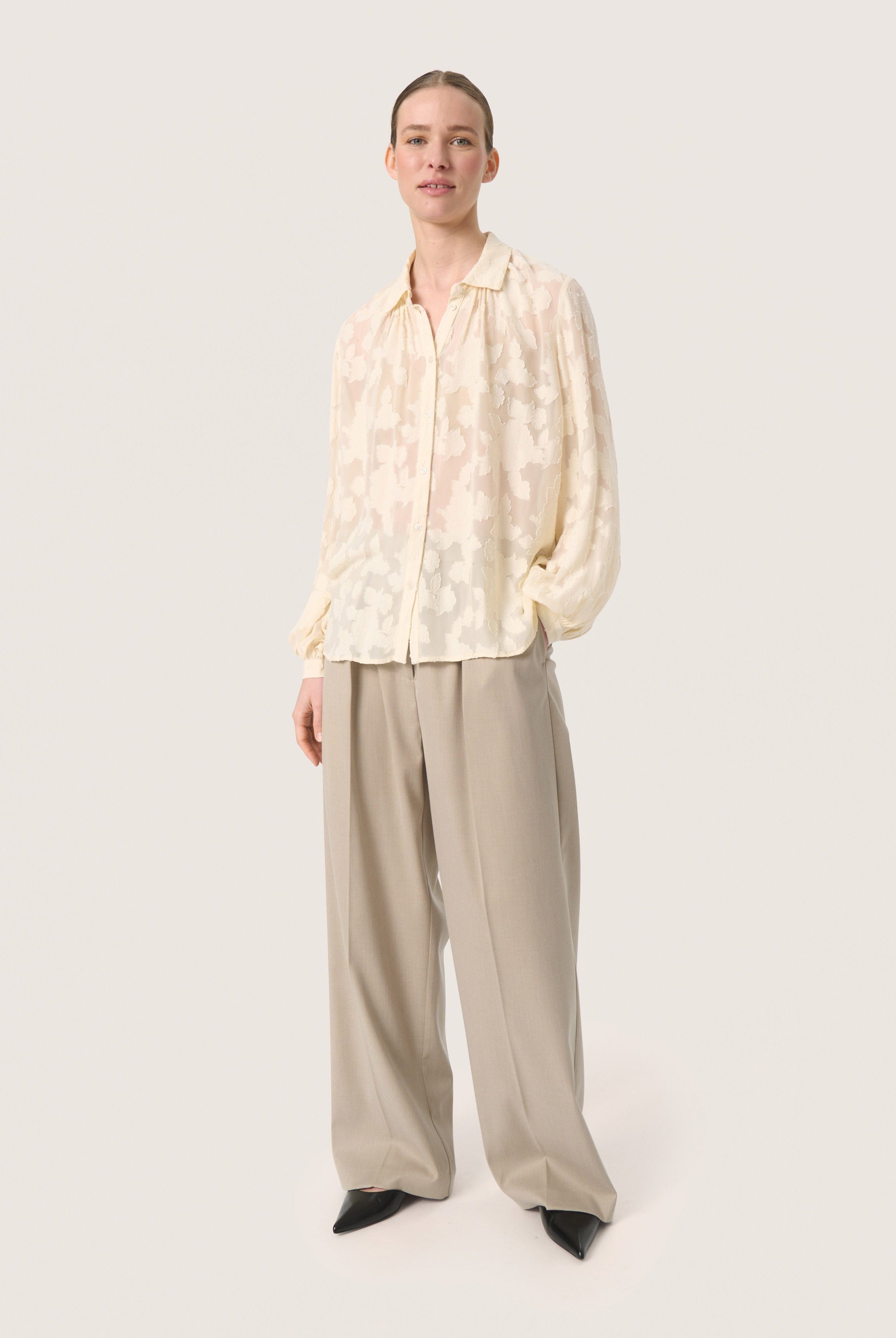 Soaked in Luxury Felisia Jacquard Shirt - Sandshell
