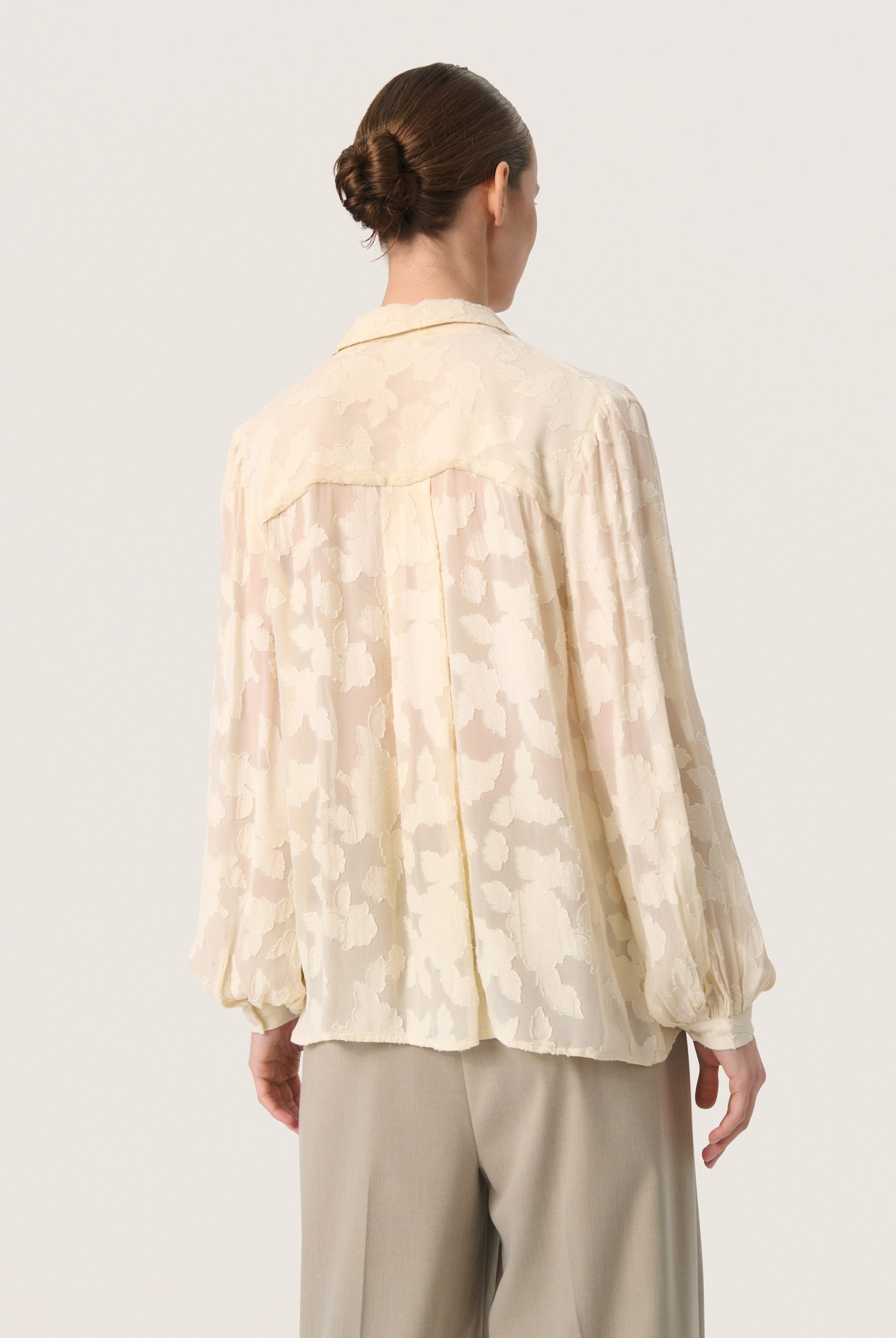 Soaked in Luxury Felisia Jacquard Shirt - Sandshell
