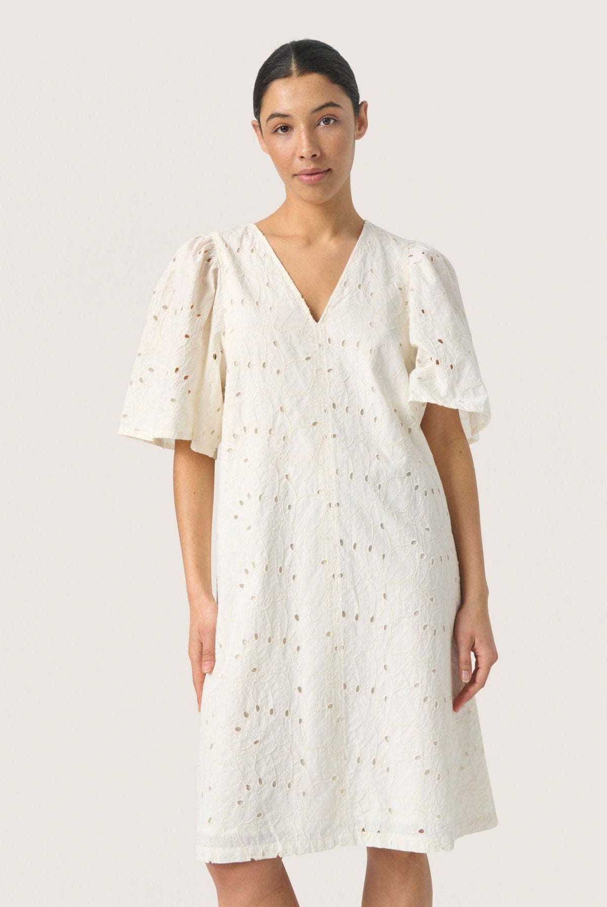 Soaked in Luxury Kiara Broderie Anglaise Dress - Whisper White