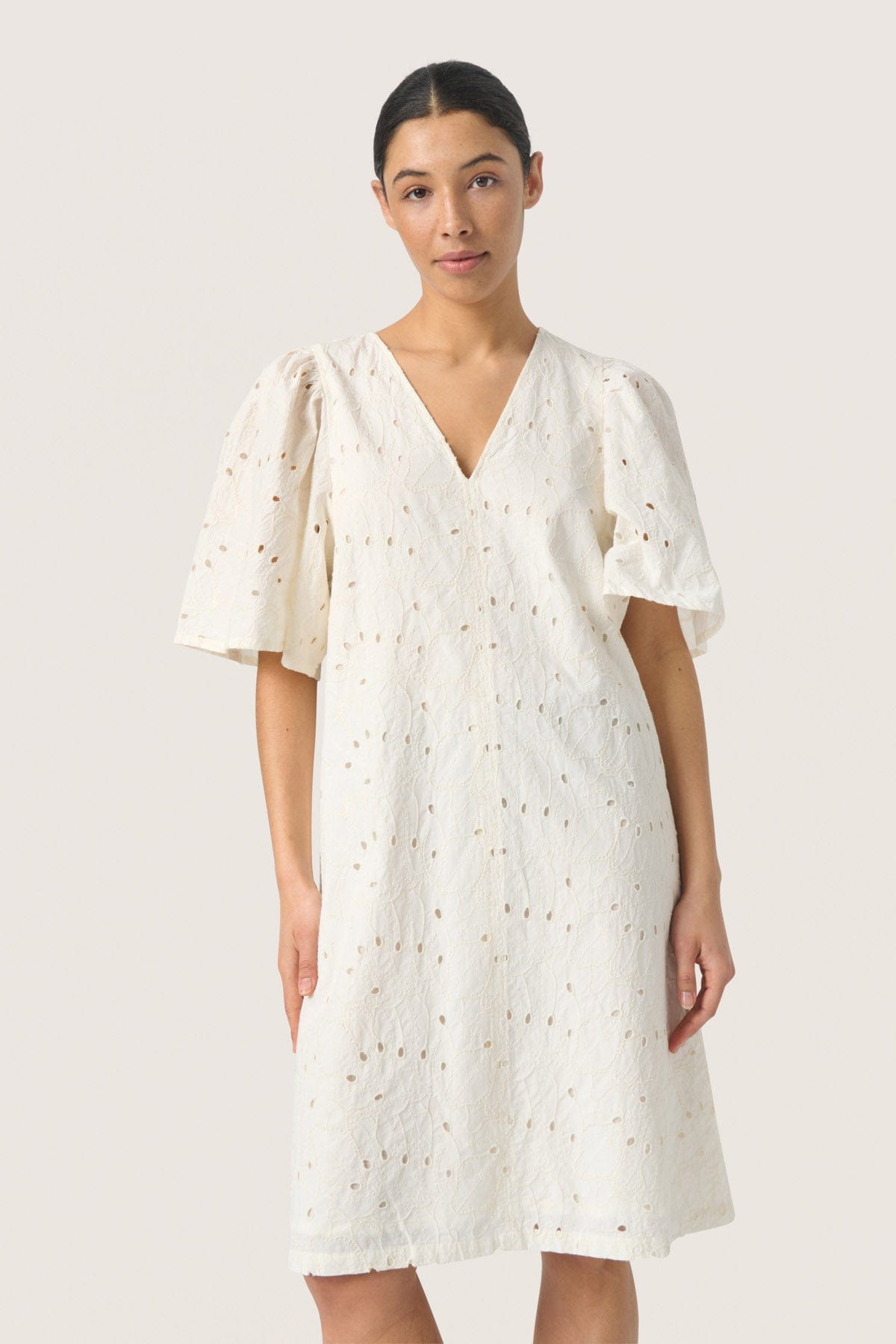Soaked in Luxury Kiara Broderie Anglaise Dress - Whisper White
