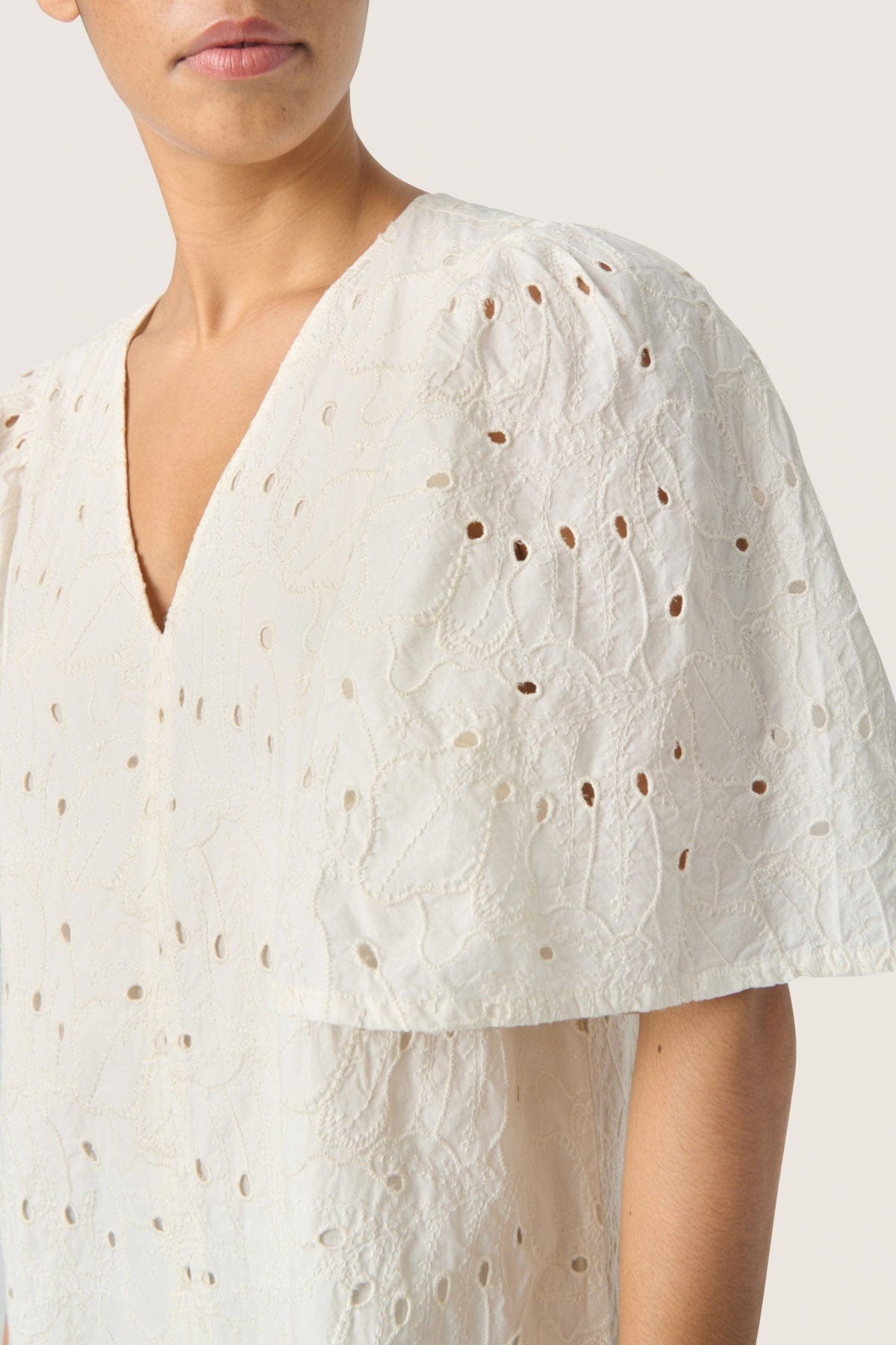 Soaked in Luxury Kiara Broderie Anglaise Dress - Whisper White