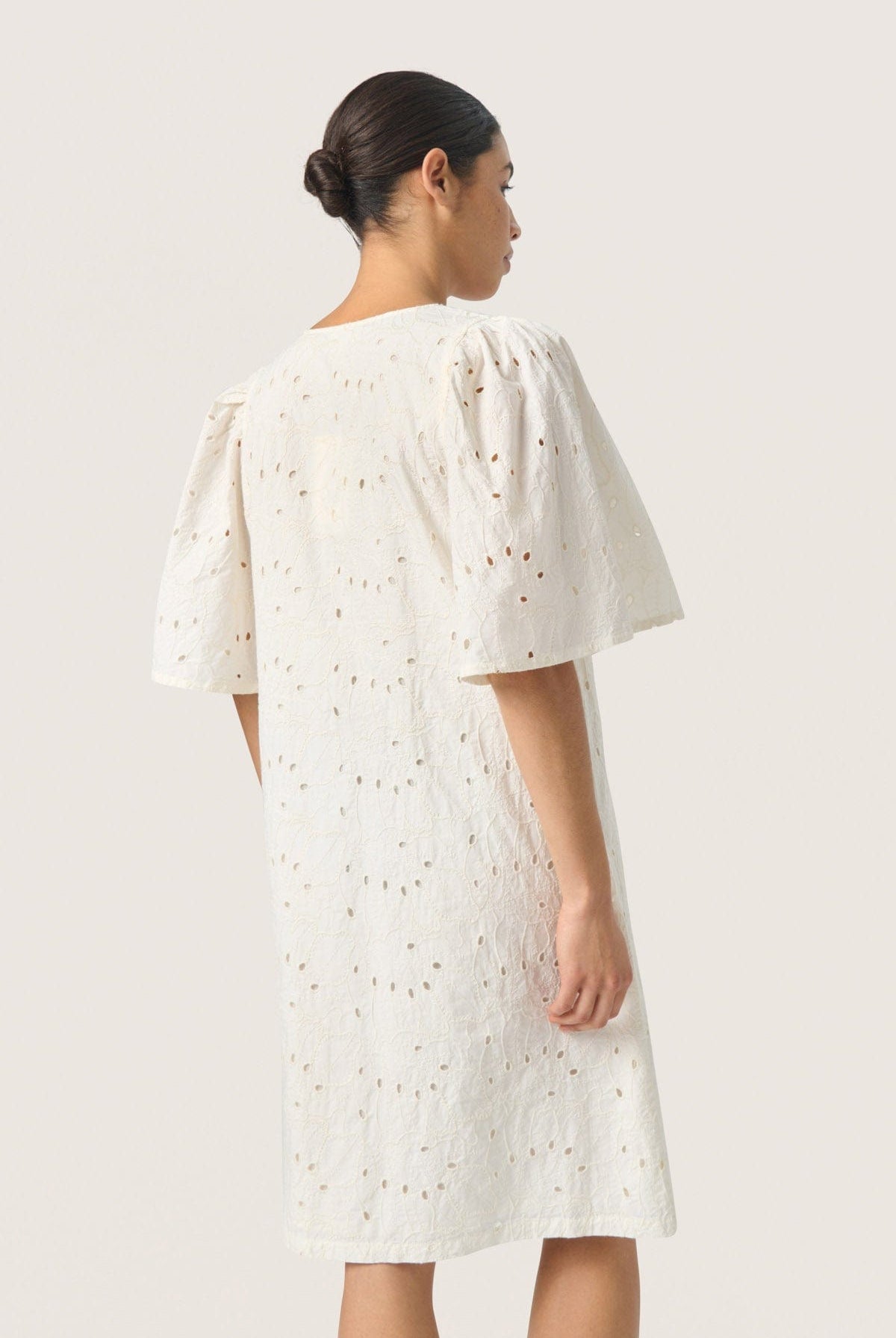 Soaked in Luxury Kiara Broderie Anglaise Dress - Whisper White