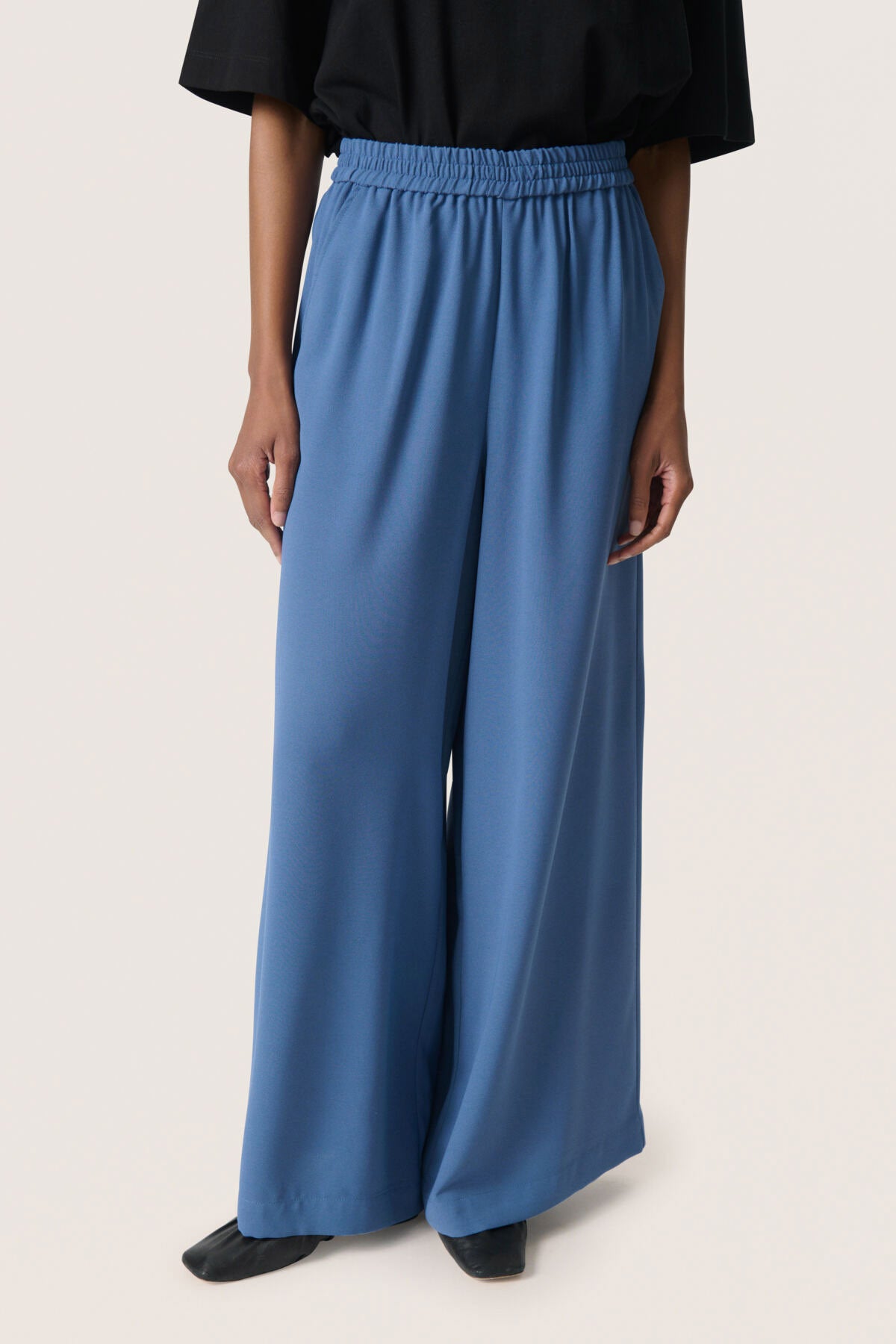 Soaked in Luxury Shirley Wide Leg Trousers - Bijou Blue