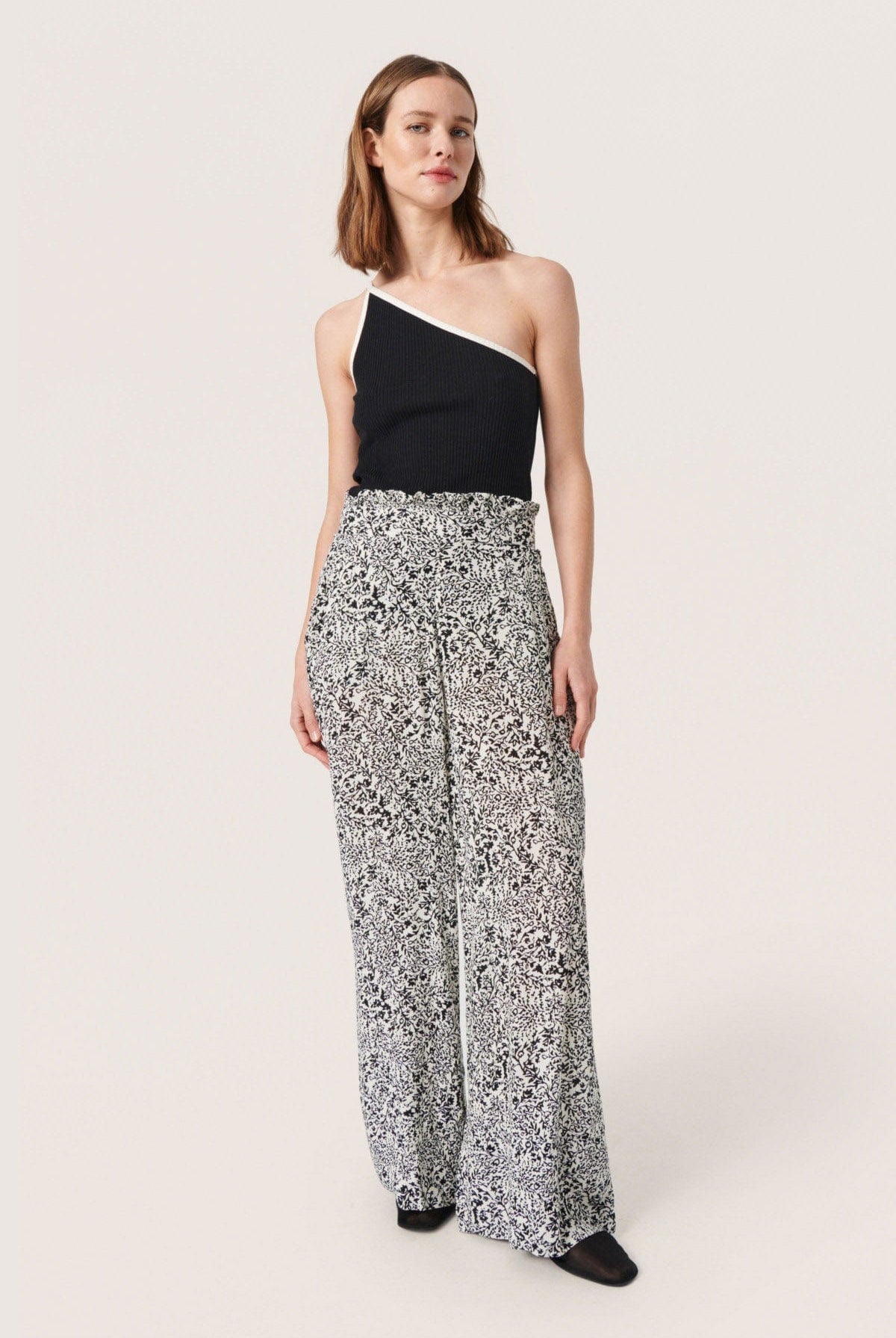 Soaked in Luxury Zaya Wide Leg Trousers - Black and White Ditsy Print