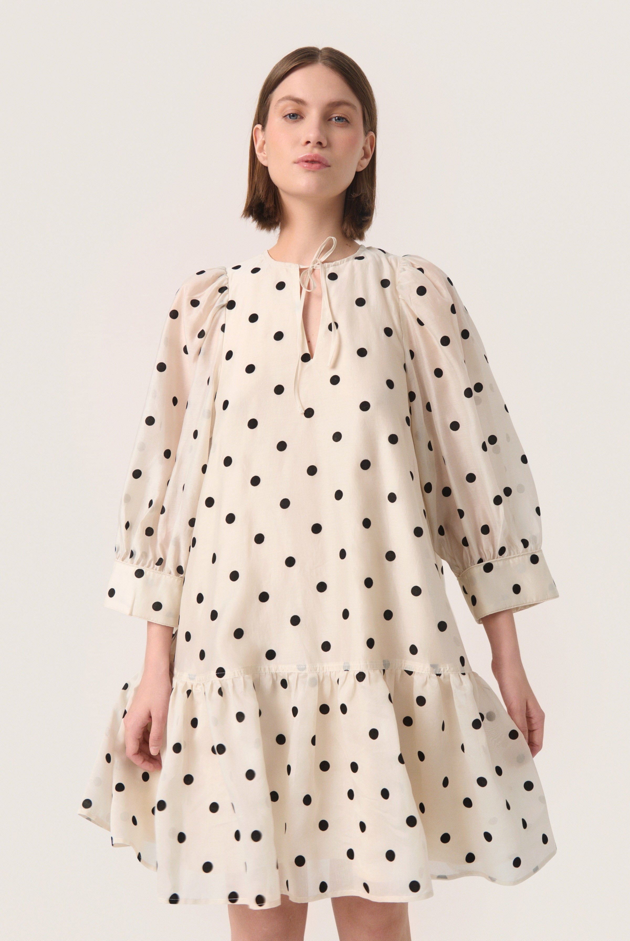 Soaked in Luxury Ziggie Dress - Sandshell with Black Dots
