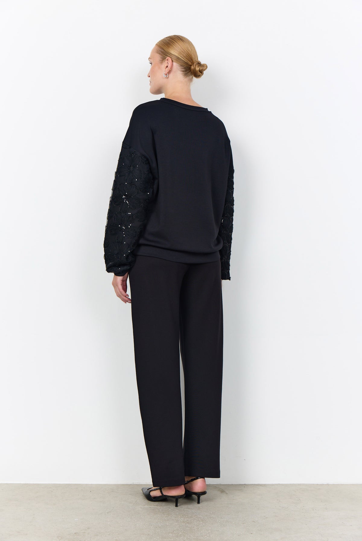 Soya Concept Banu Sweatshirt with Lace Sleeve Detail - Black