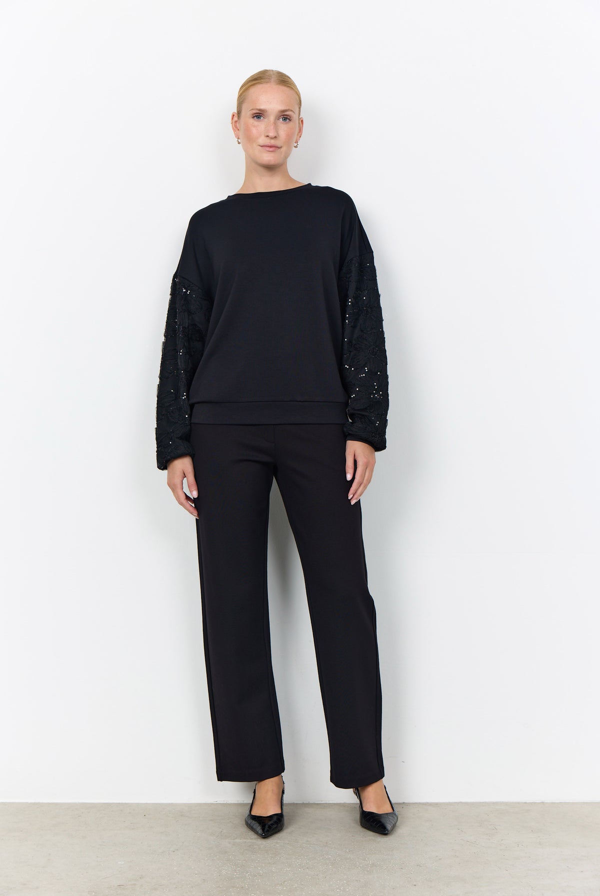 Soya Concept Banu Sweatshirt with Lace Sleeve Detail - Black