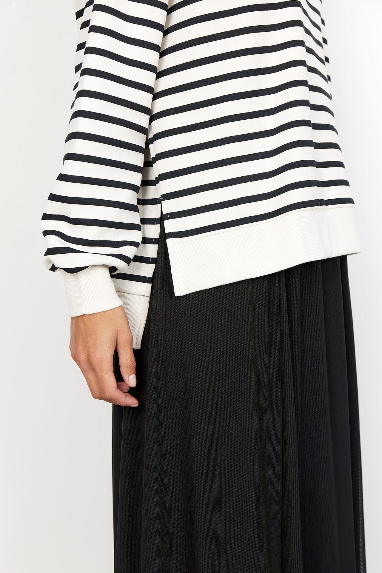 Soya Concept Barni Dropped Hem Sweatshirt - Cream Combi