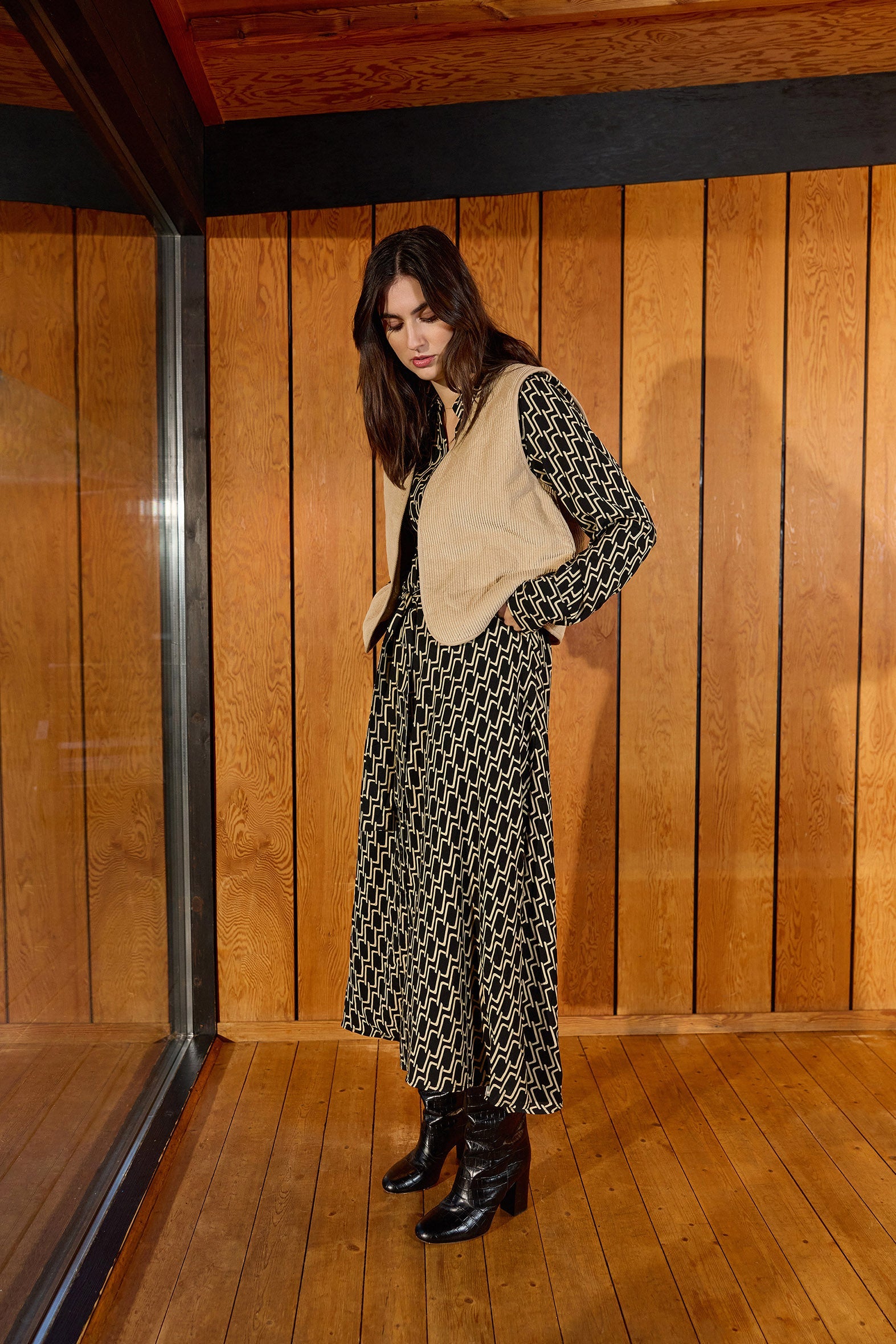 Soya Concept Bindi Sherpa Lined Cord Waistcoat - Sand