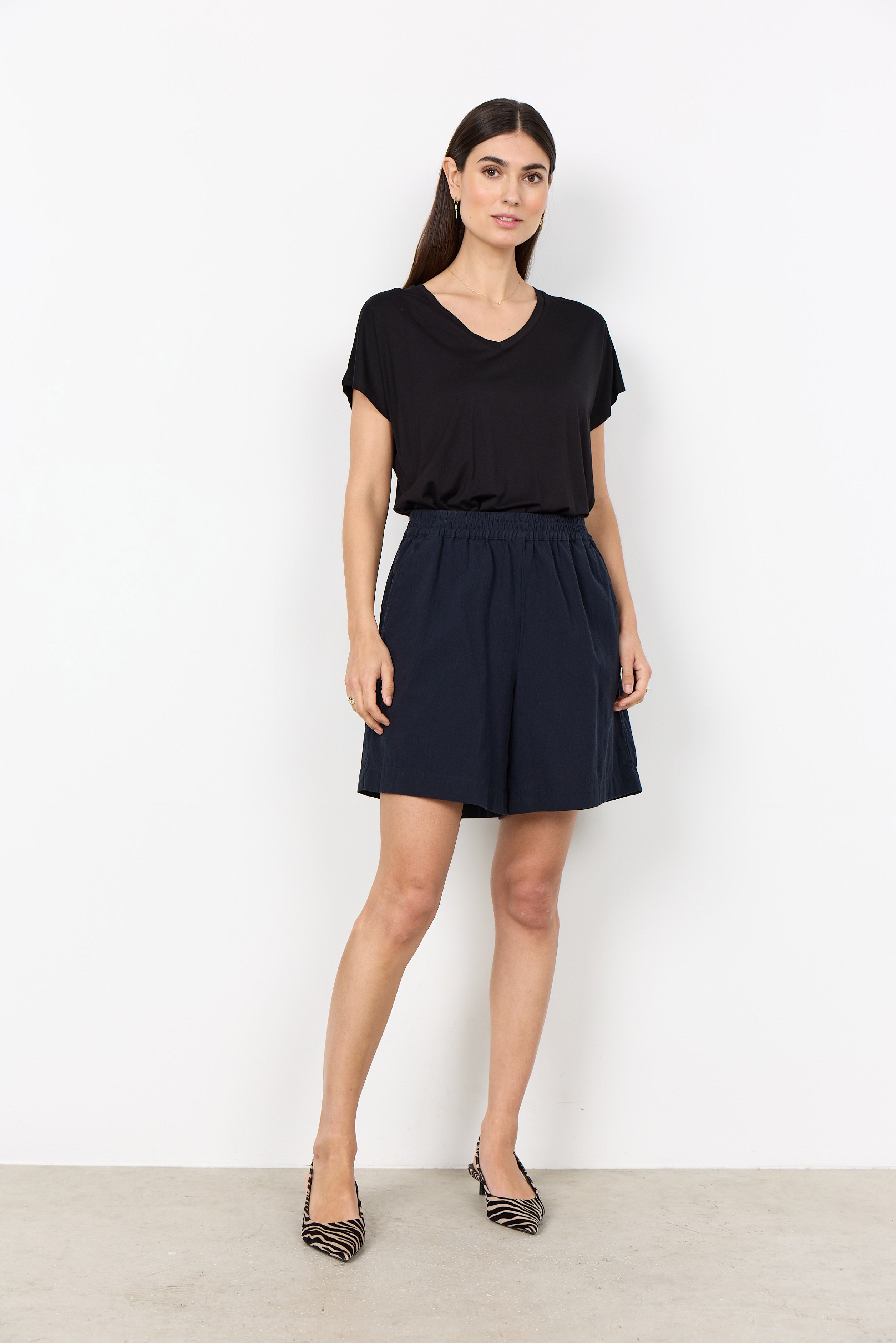 Soya Concept Cissie Elasticated Waist Shorts - Navy