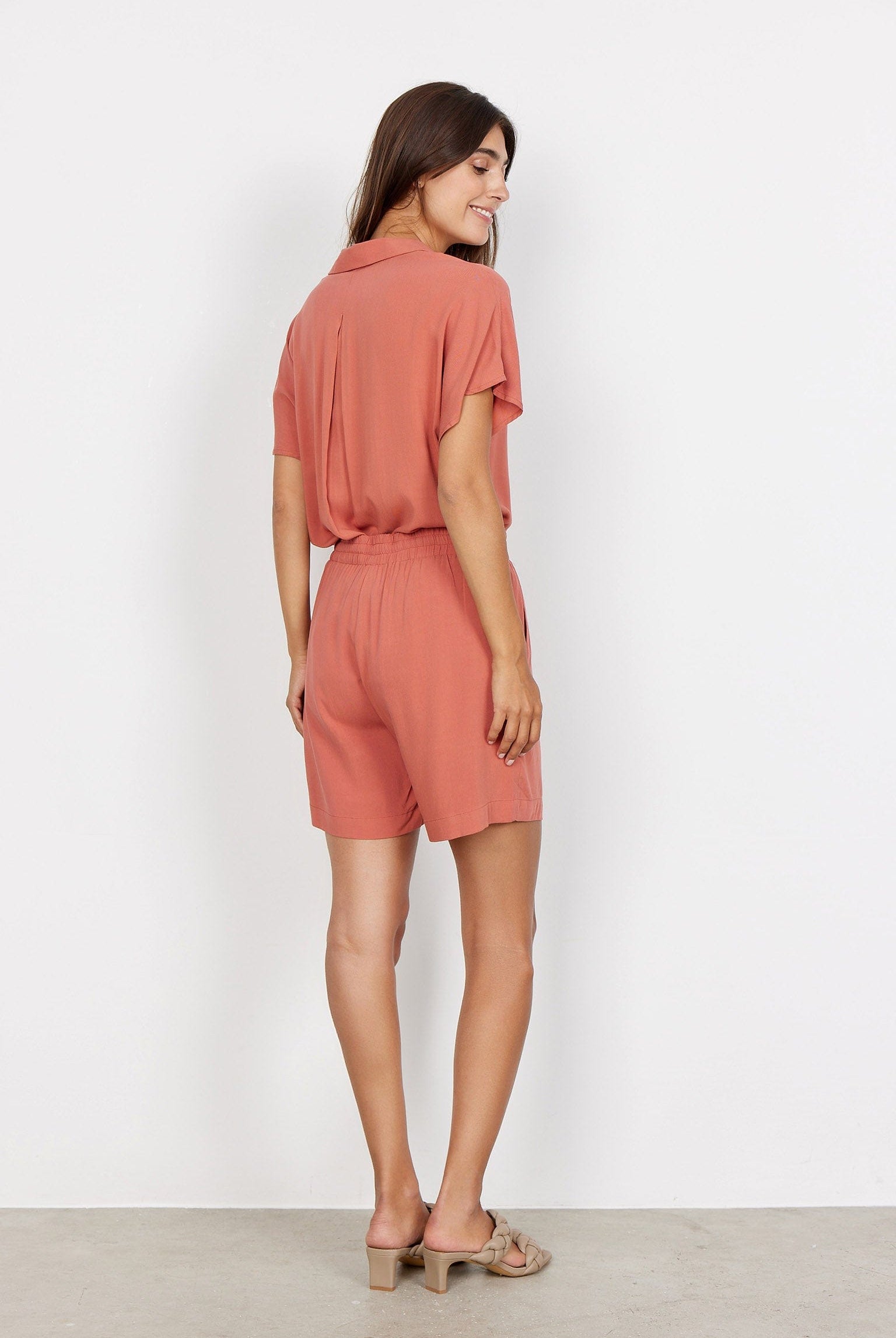 Soya Concept Radia Elasticated Waist Shorts - Dusty Red