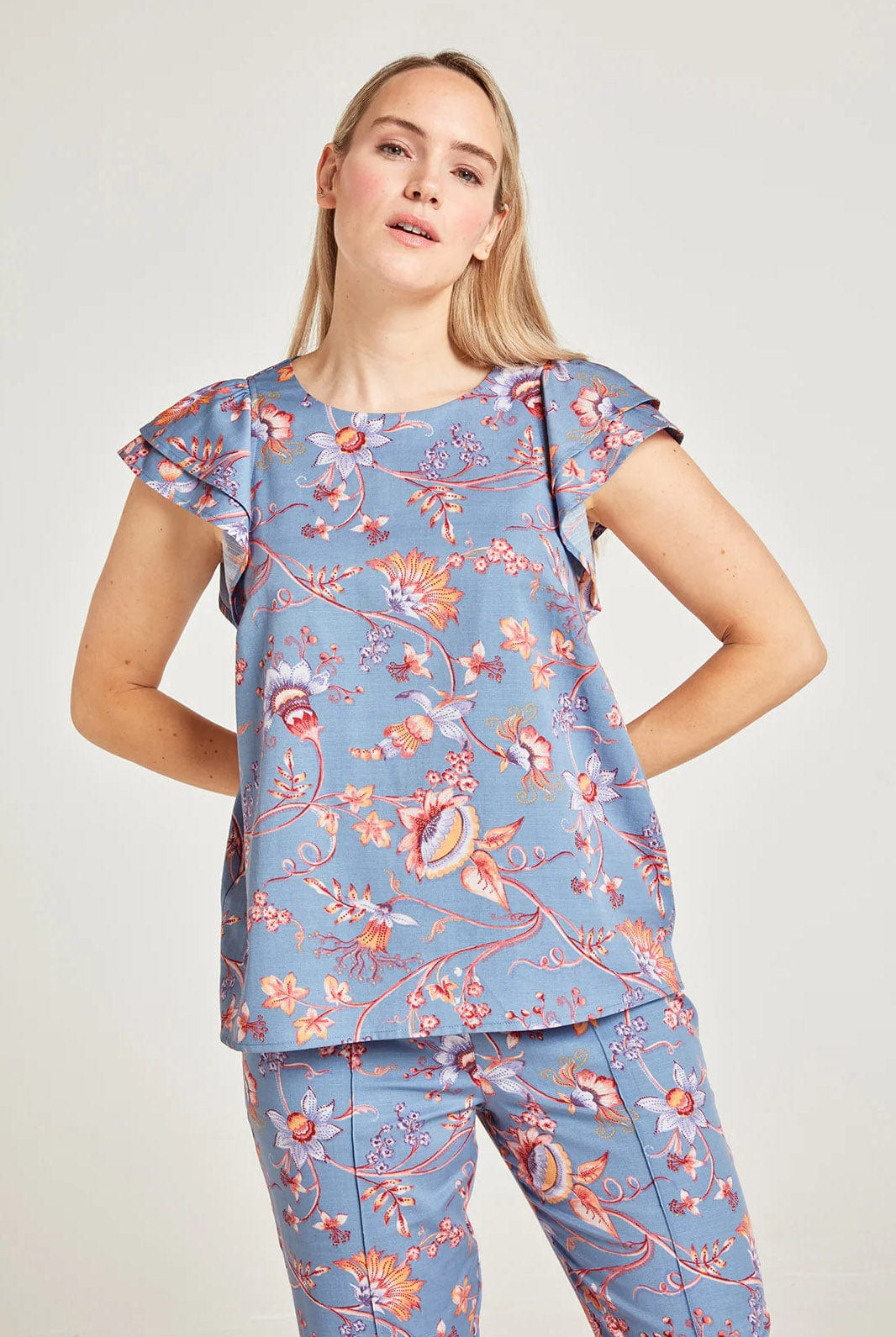 Thought Meadow Frill Sleeve Tencel Top - Lavender Blue