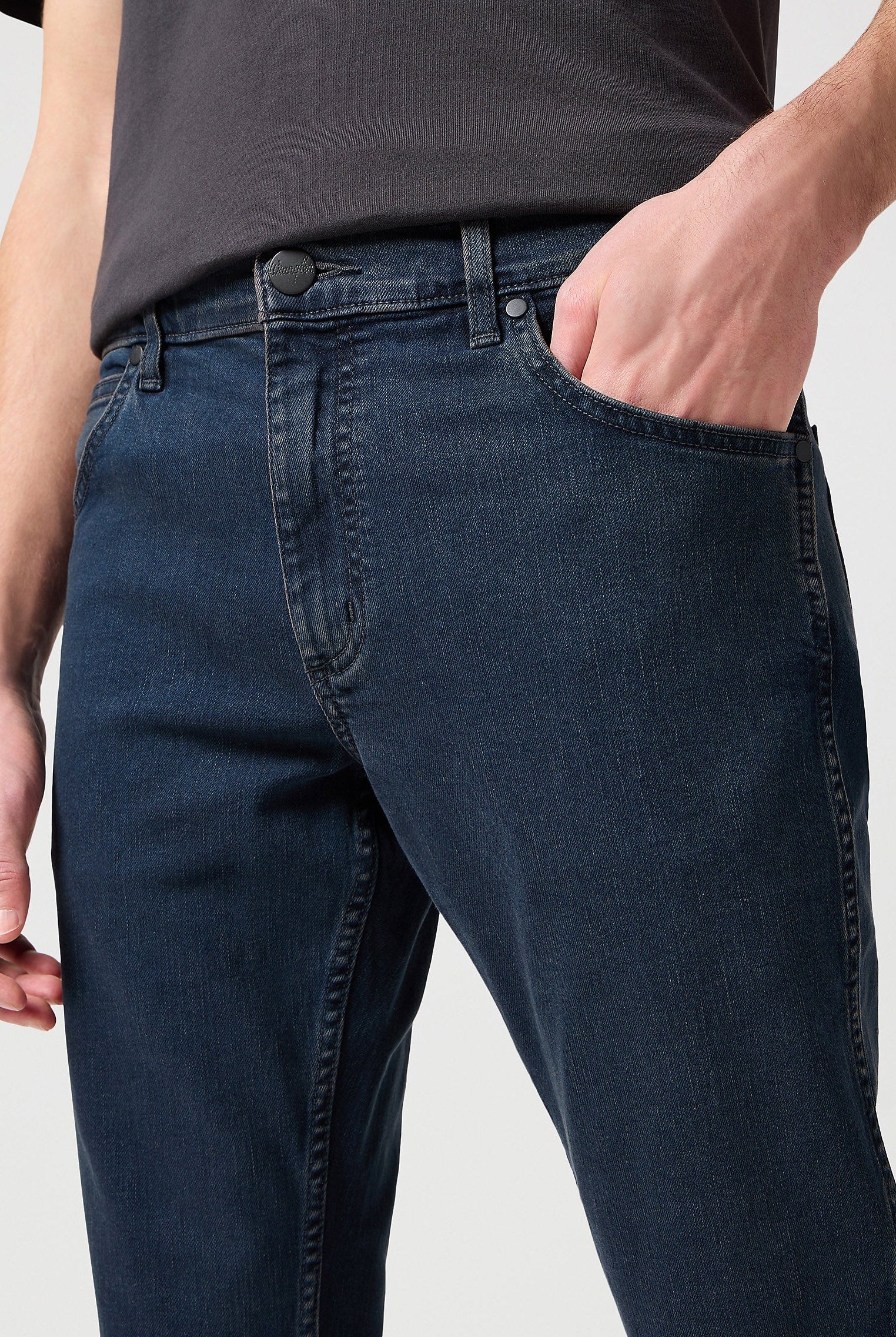 Wrangler Greensboro Stretch Jeans - Iron Blue