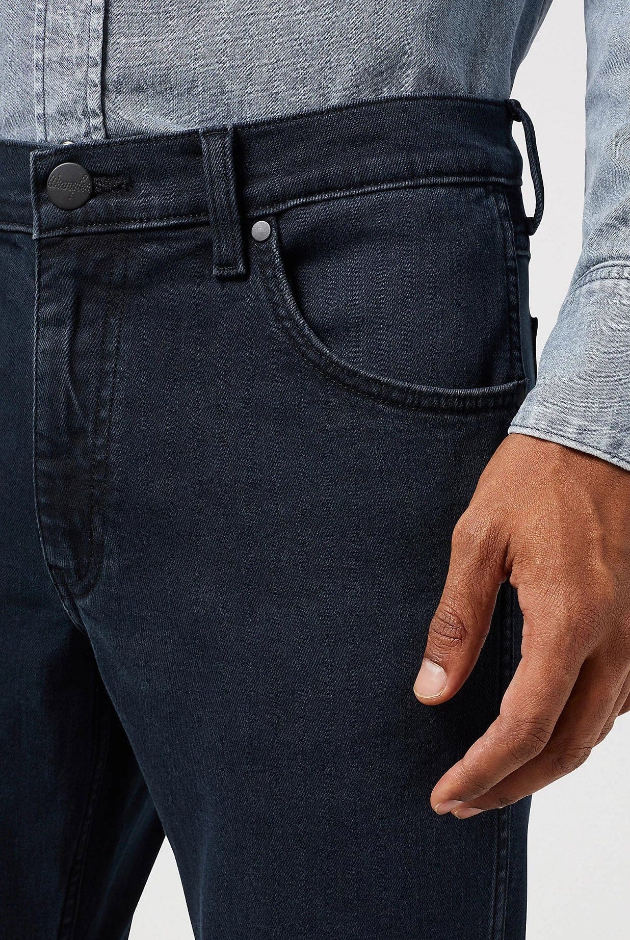 Wrangler Greensboro Stretch Straight Leg Jeans - Cloudy Skies